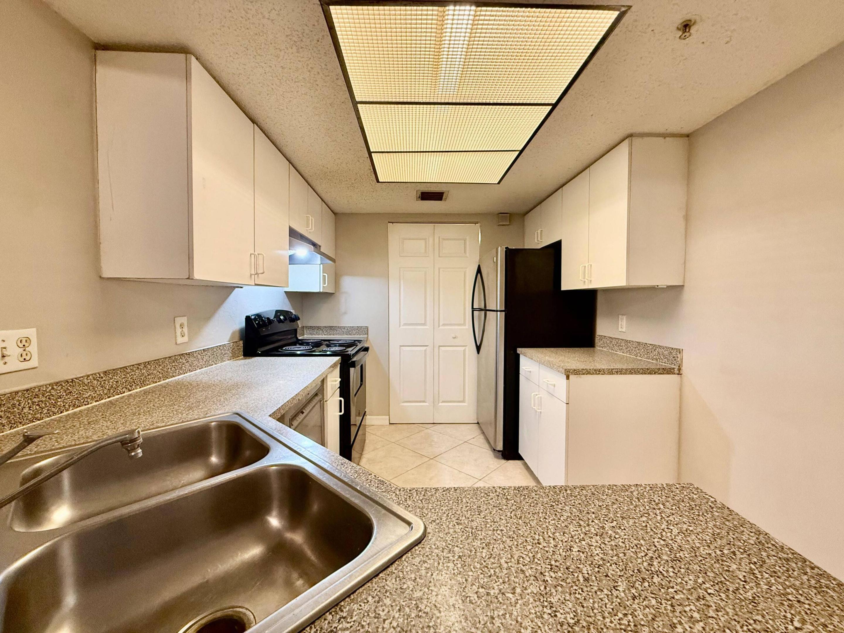 EVERGREEN LAKES CONDO - Residential Lease