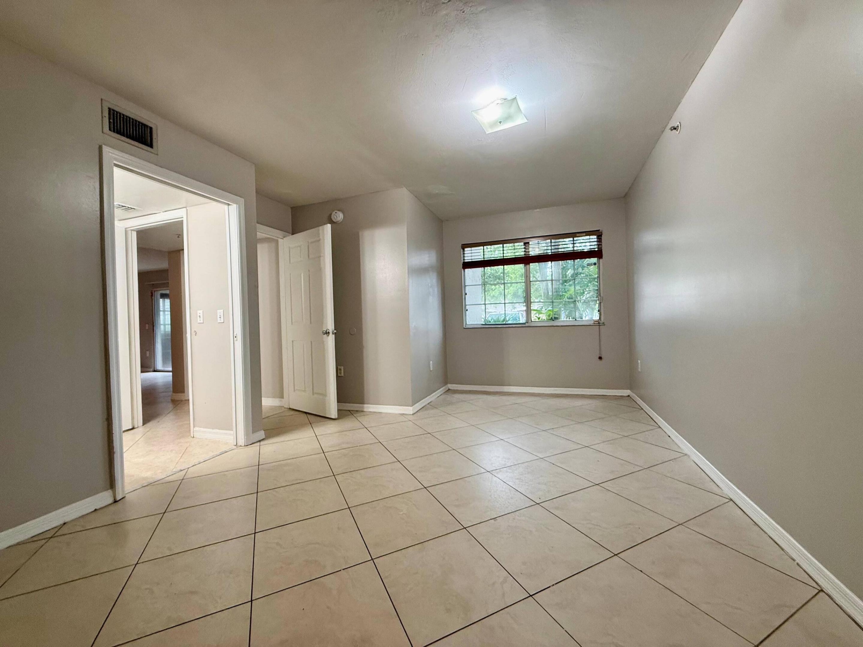 EVERGREEN LAKES CONDO - Residential Lease