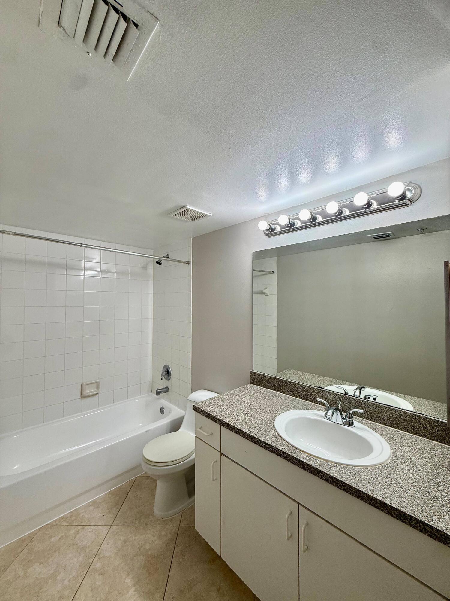 EVERGREEN LAKES CONDO - Residential Lease