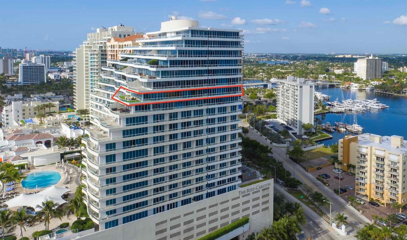 Ritz Carlton - Residential