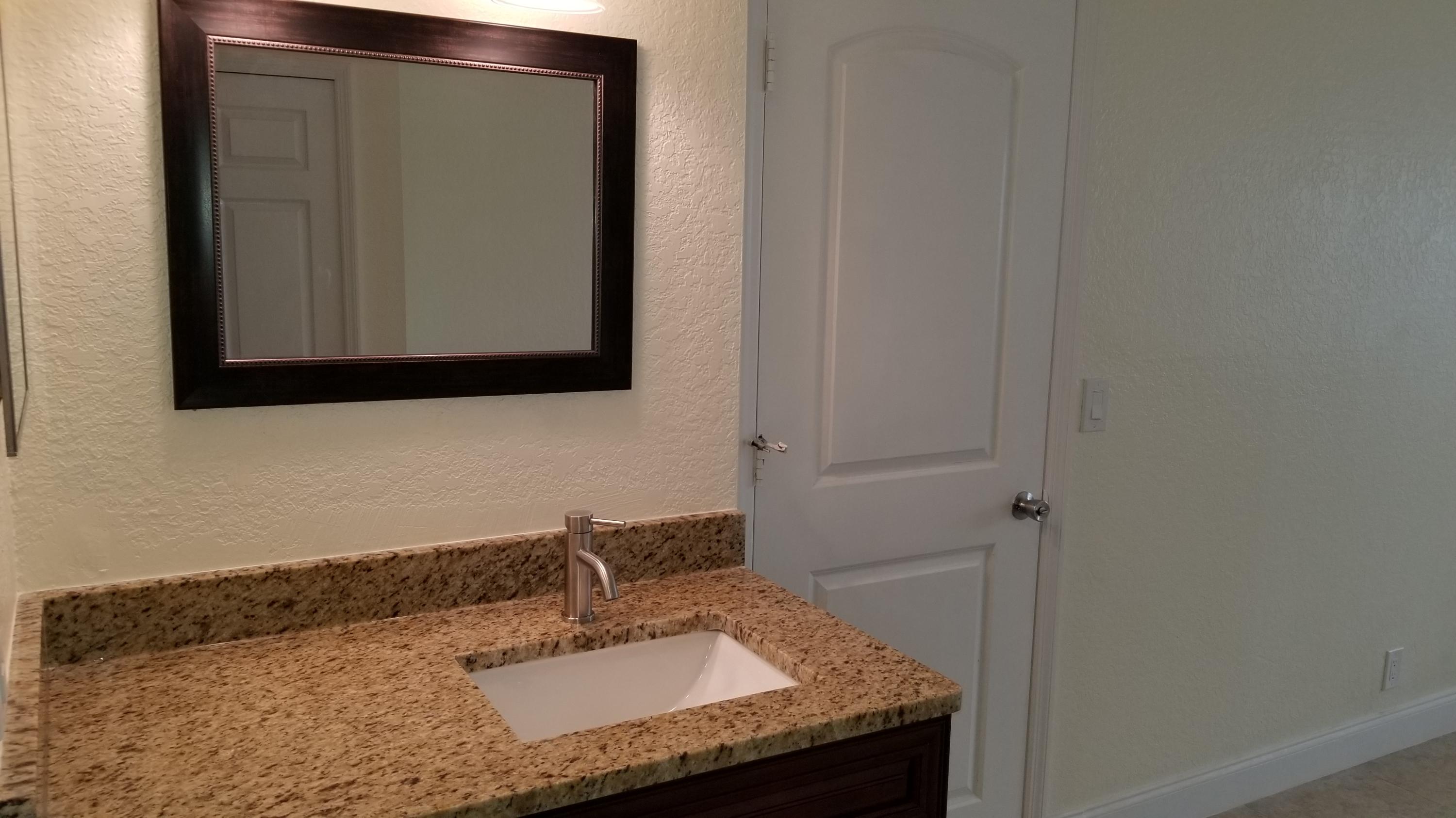 MIDPORT PLACE I, A CONDOMINIUM - Residential