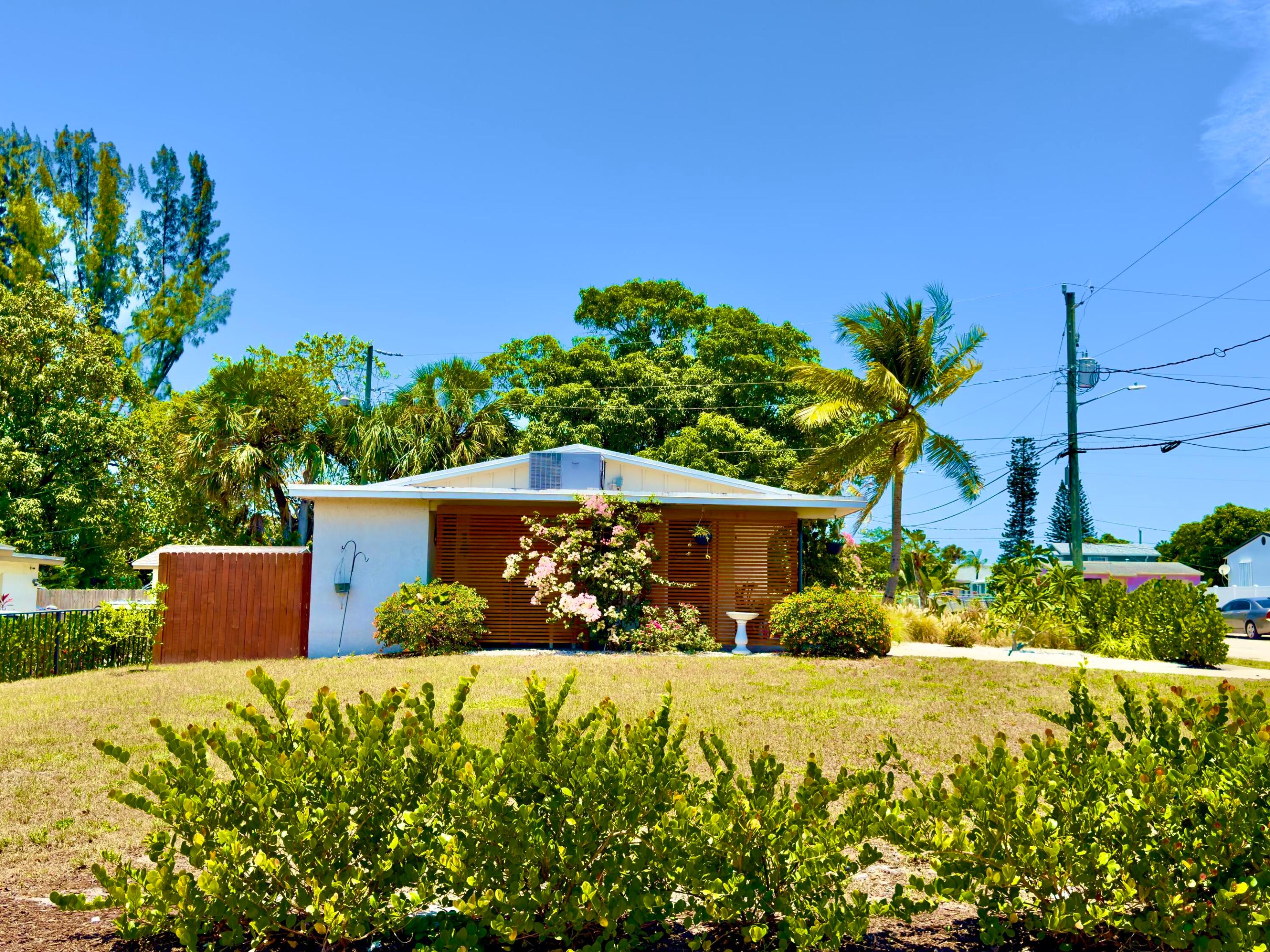 MONROE HEIGHTS - Residential Lease