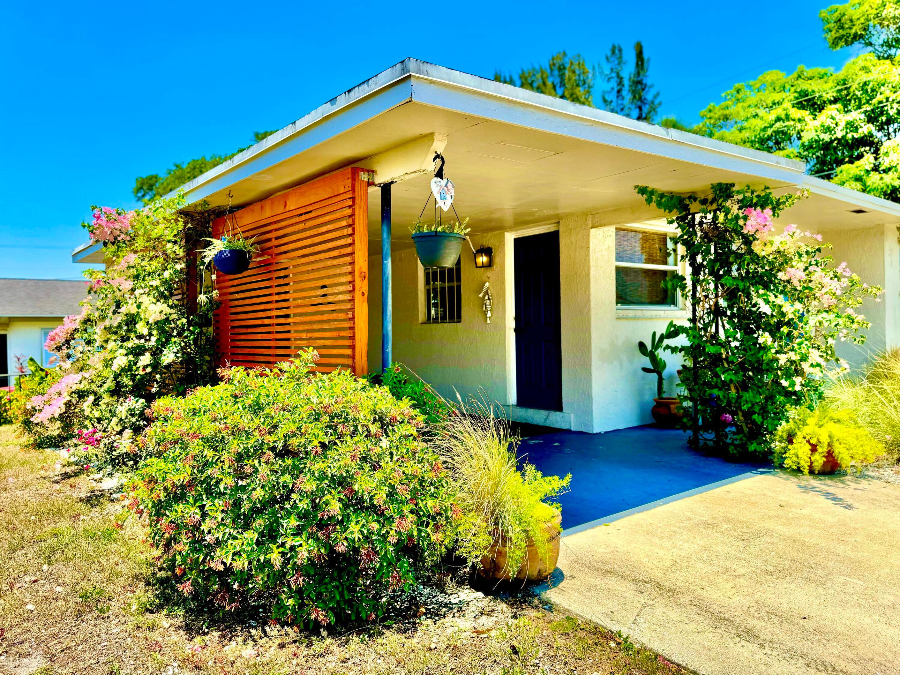 MONROE HEIGHTS - Residential Lease