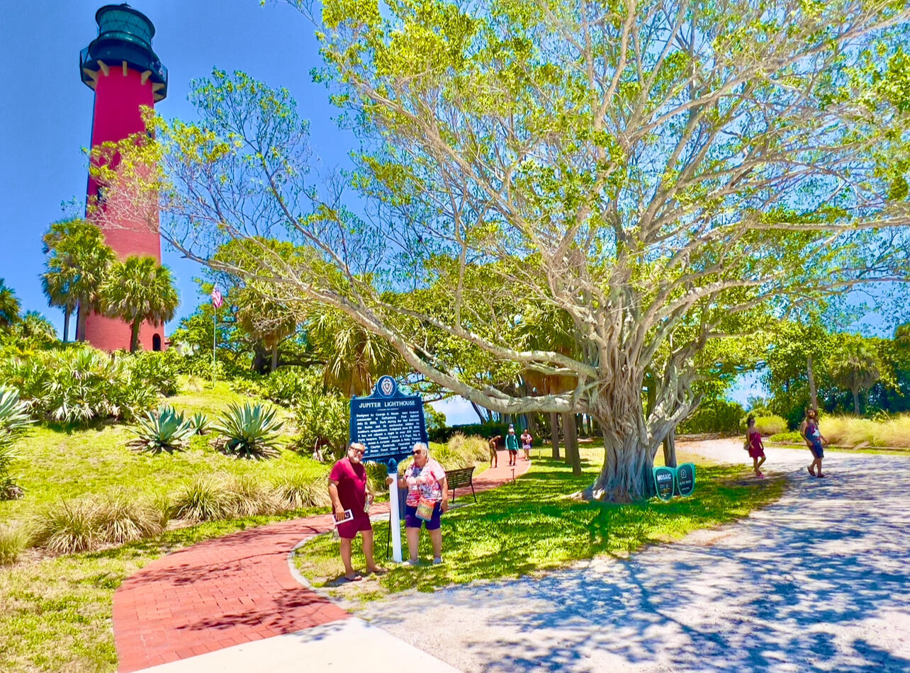 MONROE HEIGHTS - Residential Lease