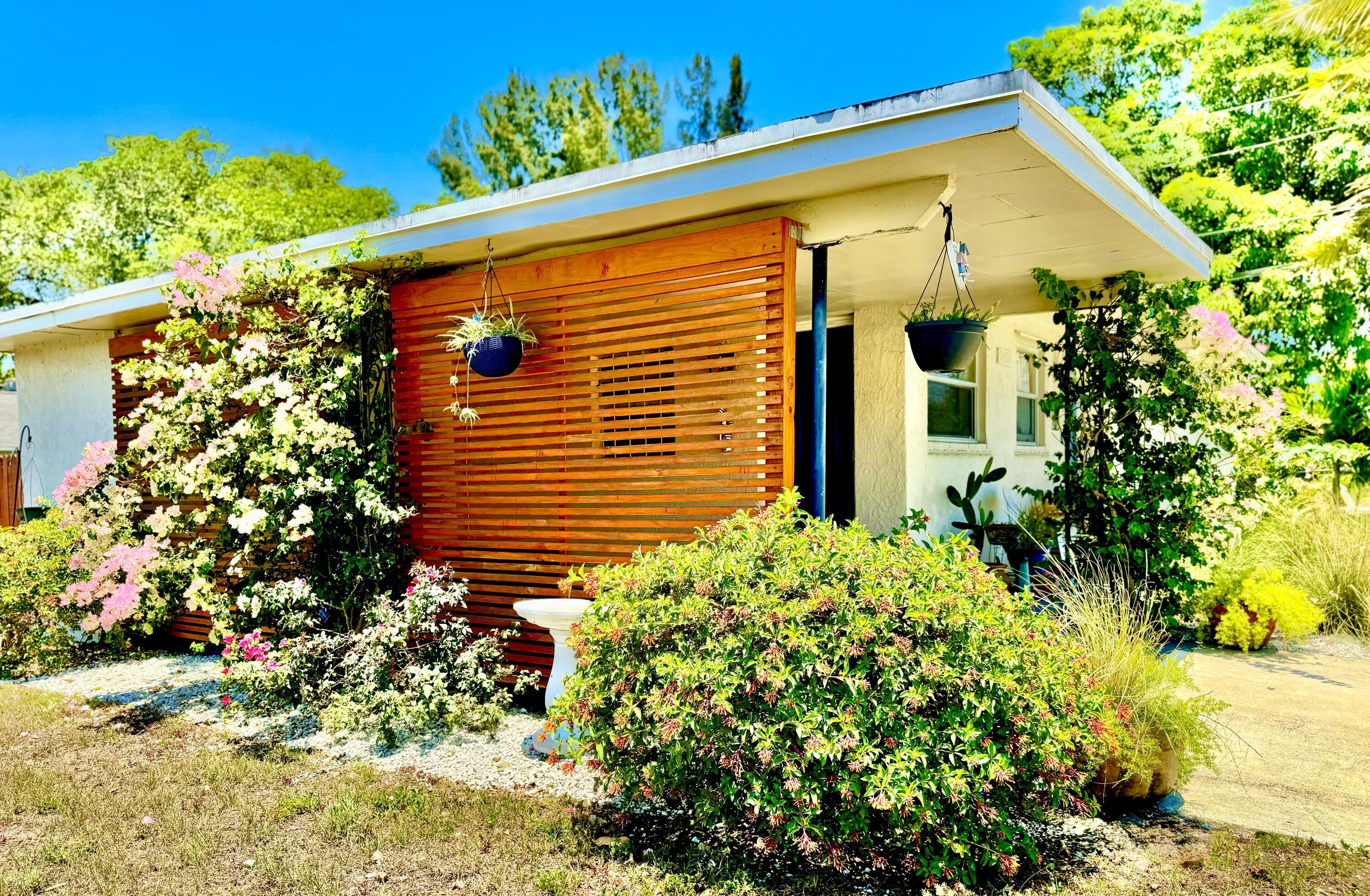 MONROE HEIGHTS - Residential Lease