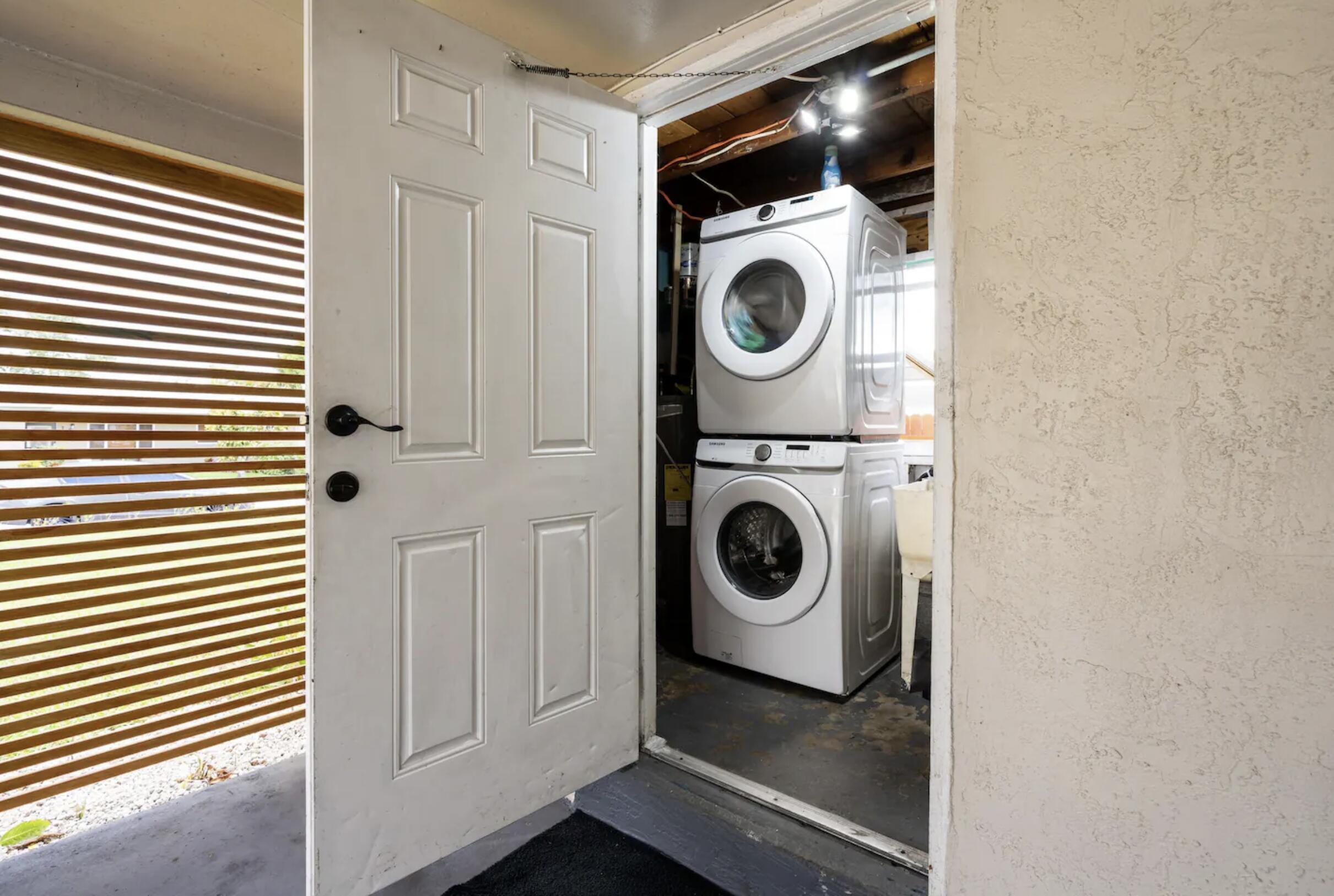MONROE HEIGHTS - Residential Lease