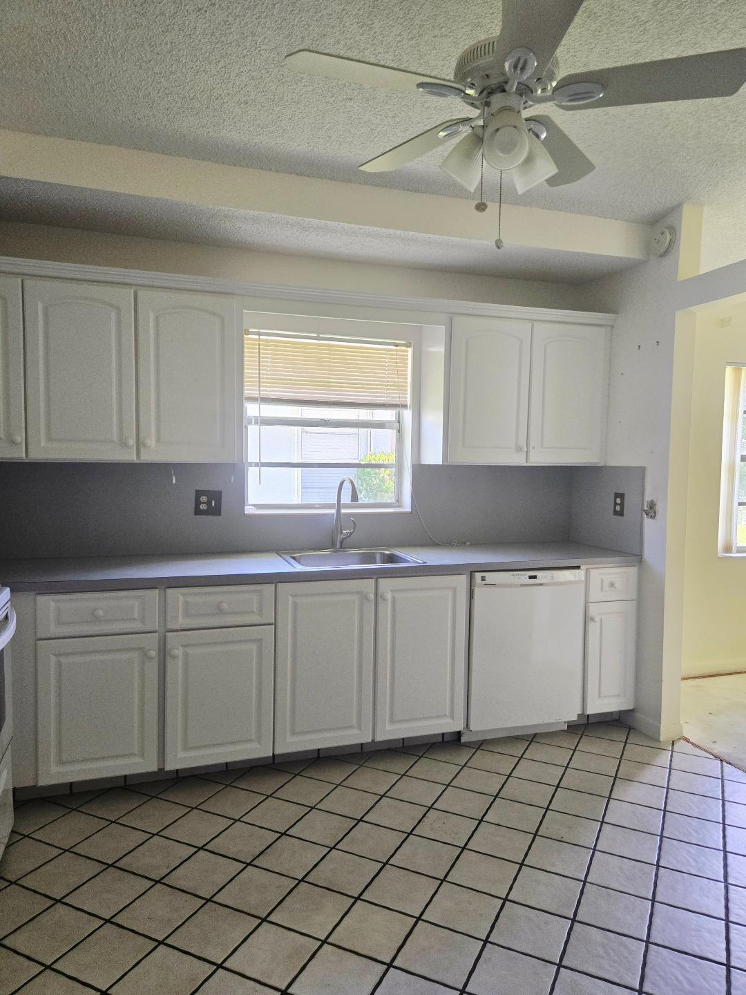CYPRESS LAKES 9 - Residential