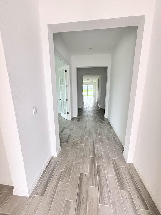 VERANO SOUTH PUD 1 - POD G - PLAT NO. 1 - Residential Lease