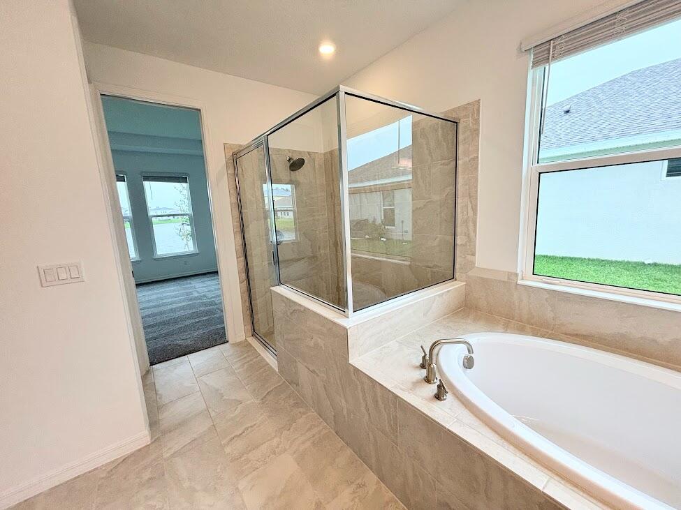 VERANO SOUTH PUD 1 - POD G - PLAT NO. 1 - Residential Lease