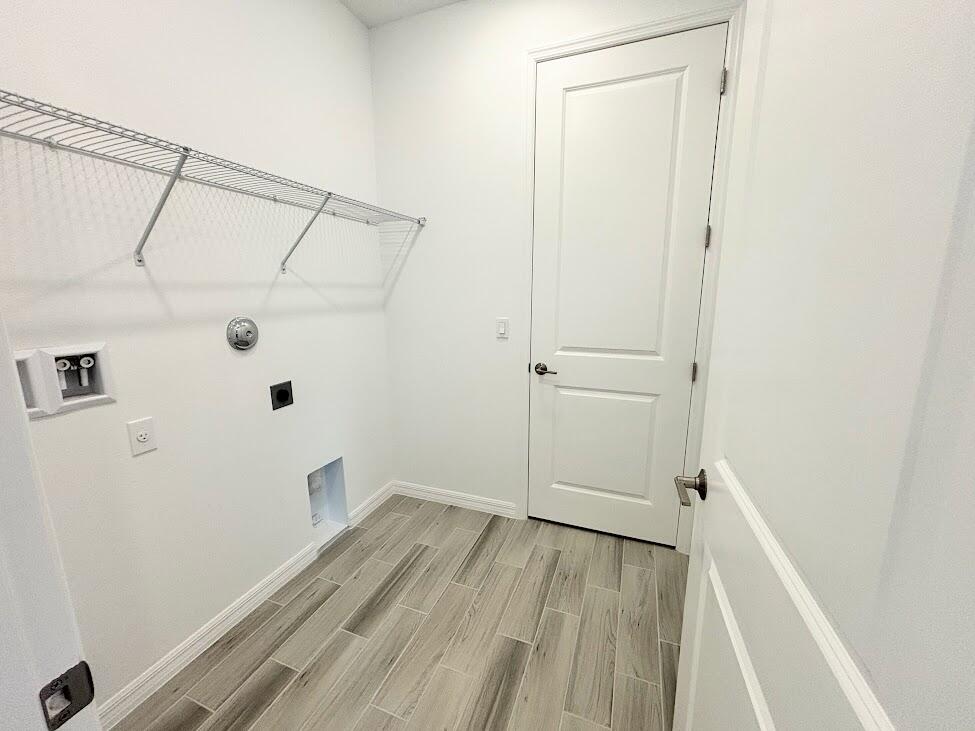 VERANO SOUTH PUD 1 - POD G - PLAT NO. 1 - Residential Lease