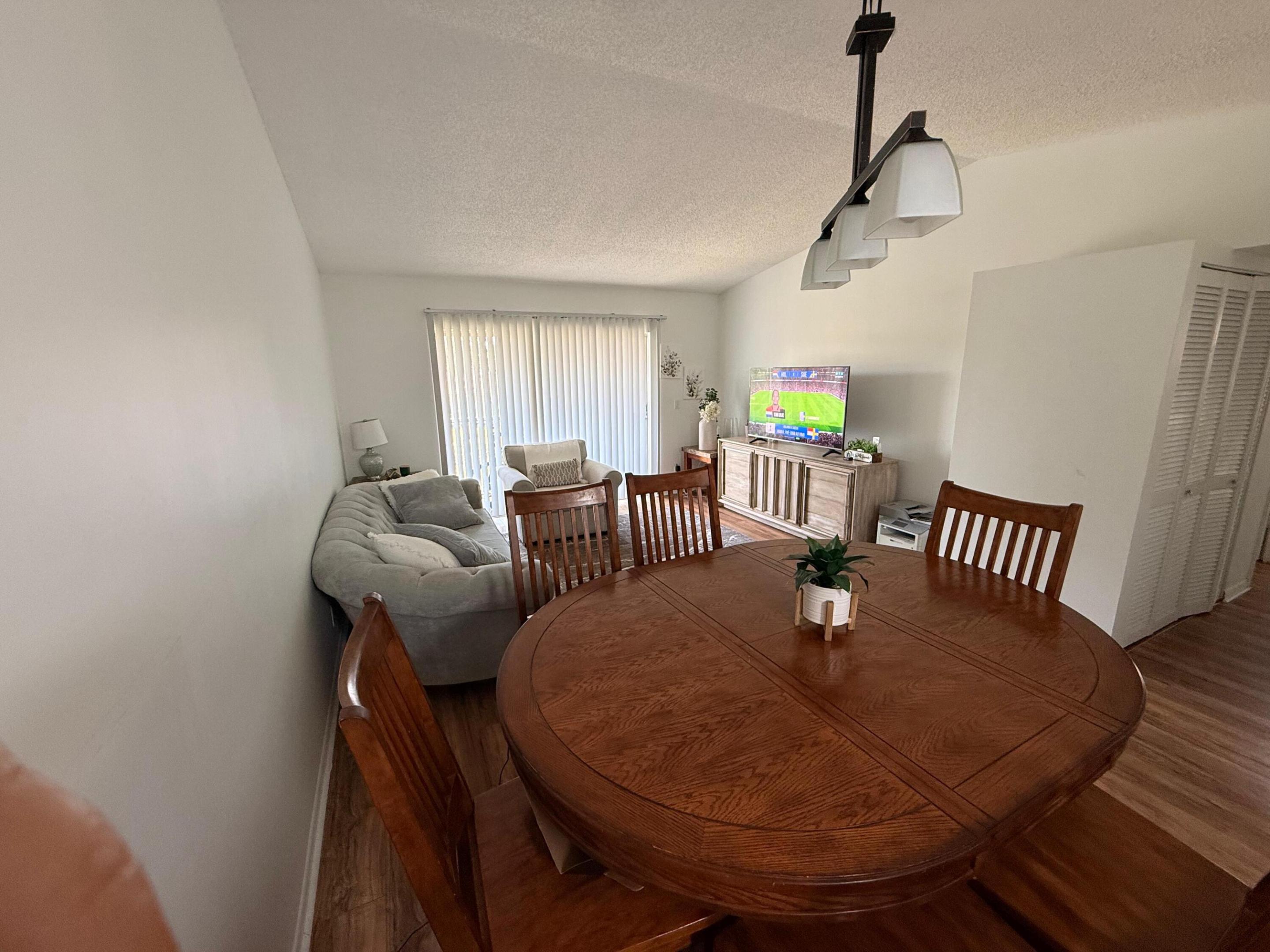 ROSEWOOD CONDO - Residential Lease