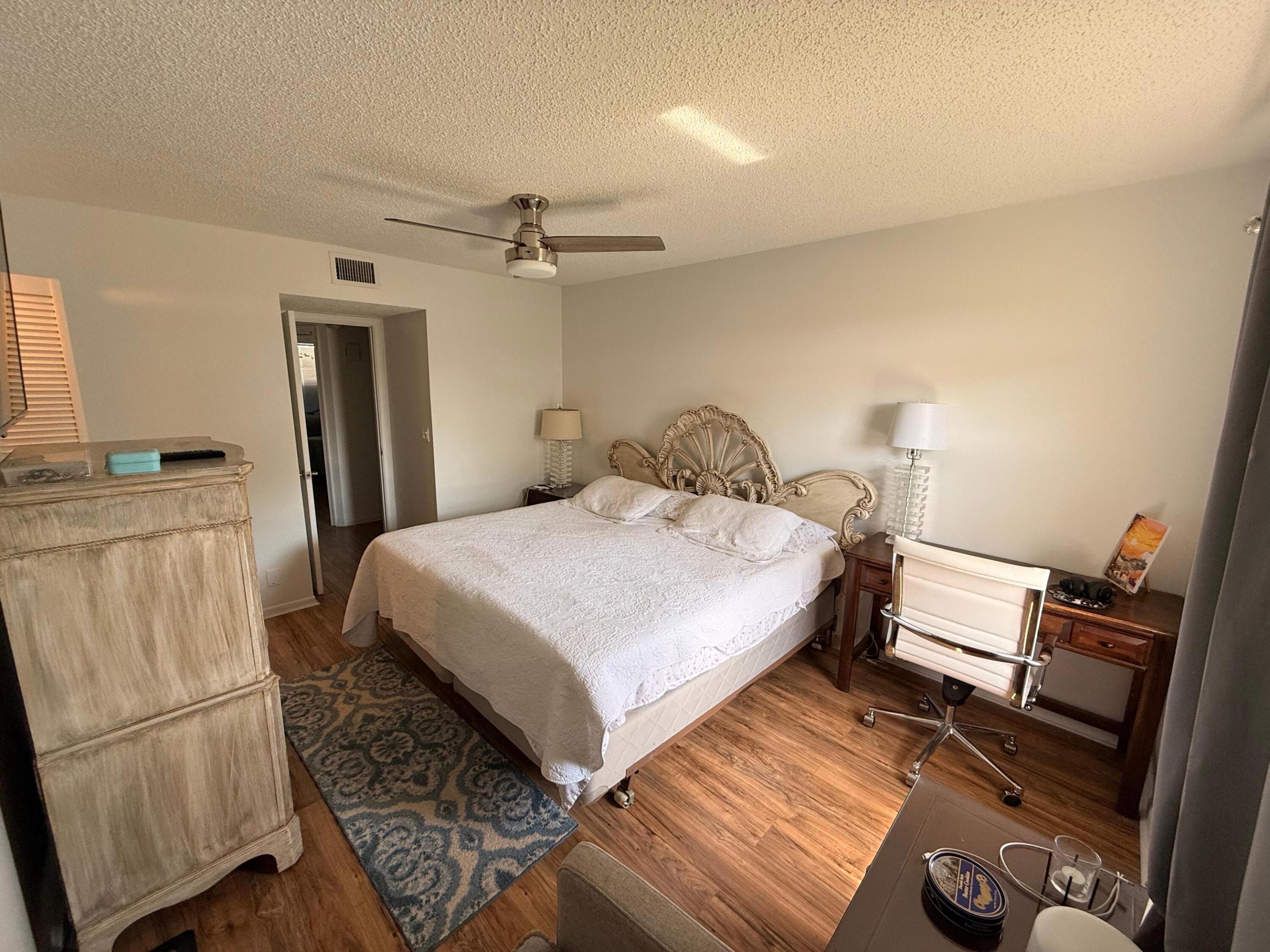 ROSEWOOD CONDO - Residential Lease