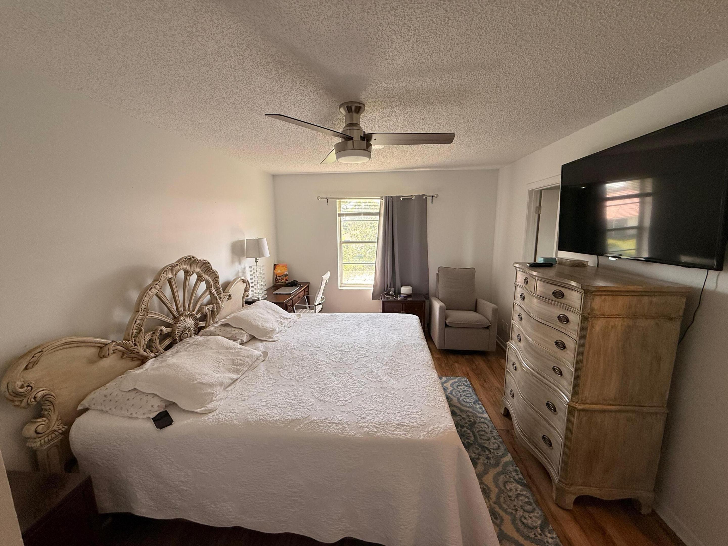 ROSEWOOD CONDO - Residential Lease