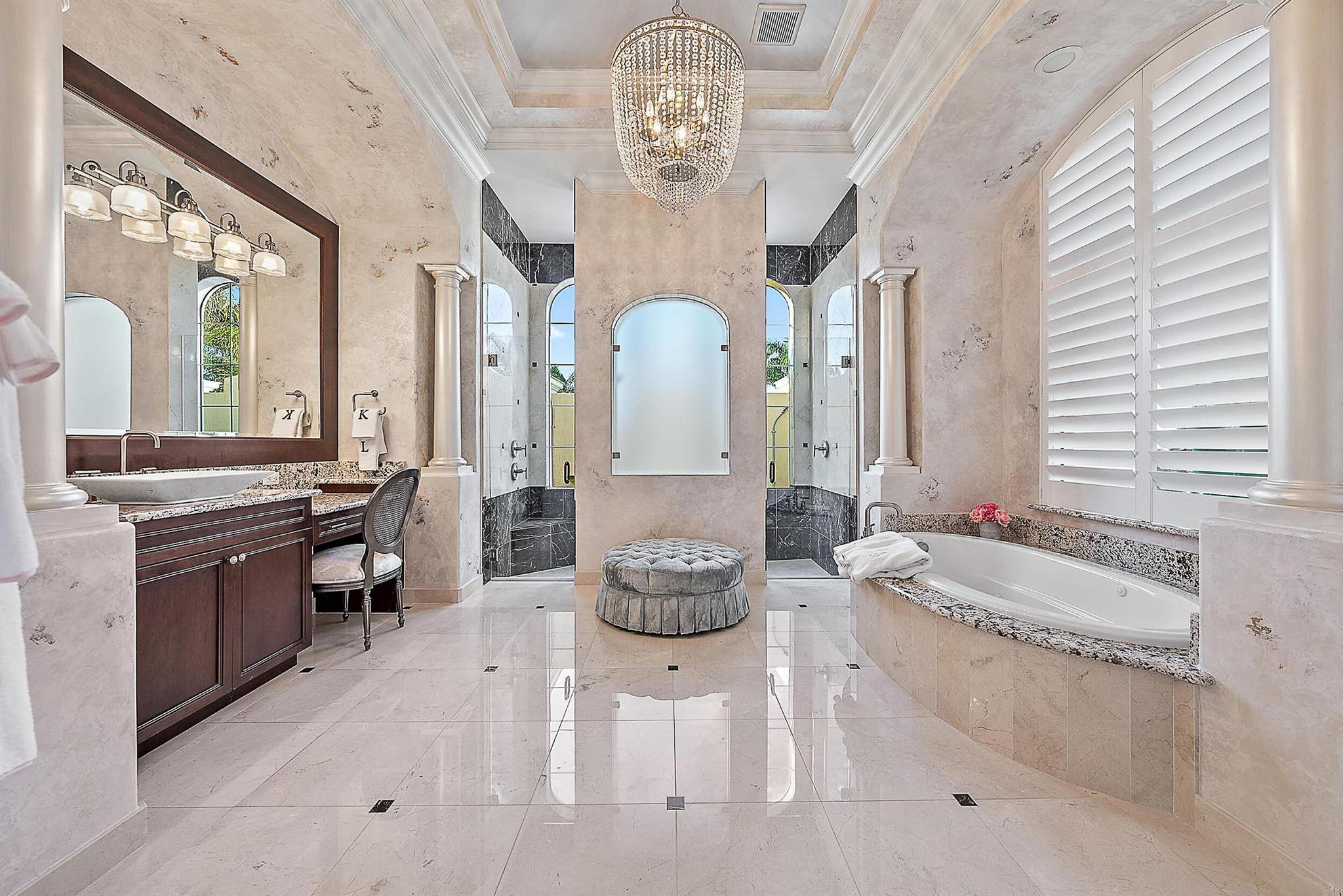 Jupiter Country Club - Residential