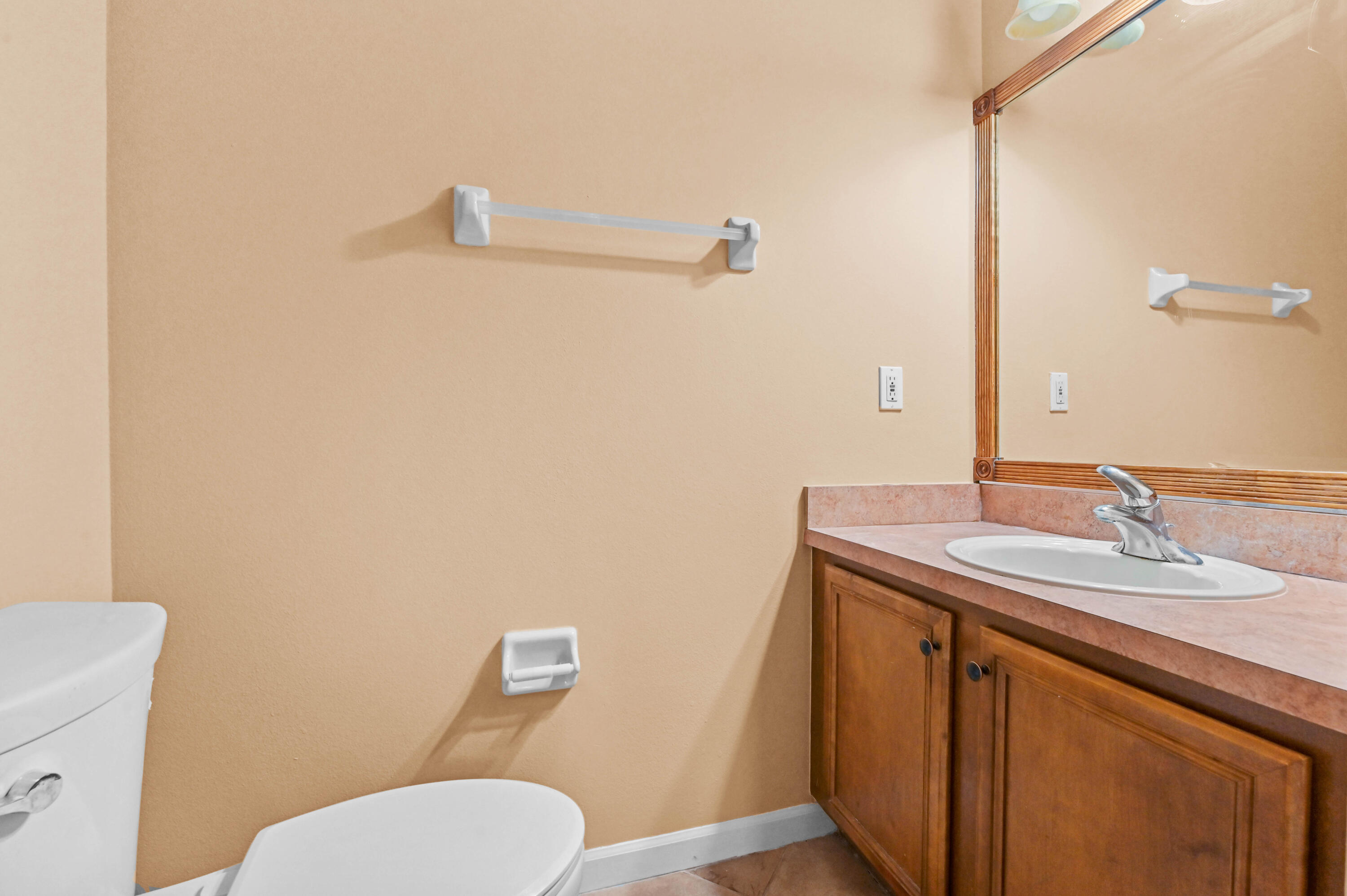 Anthony Groves - Residential Lease