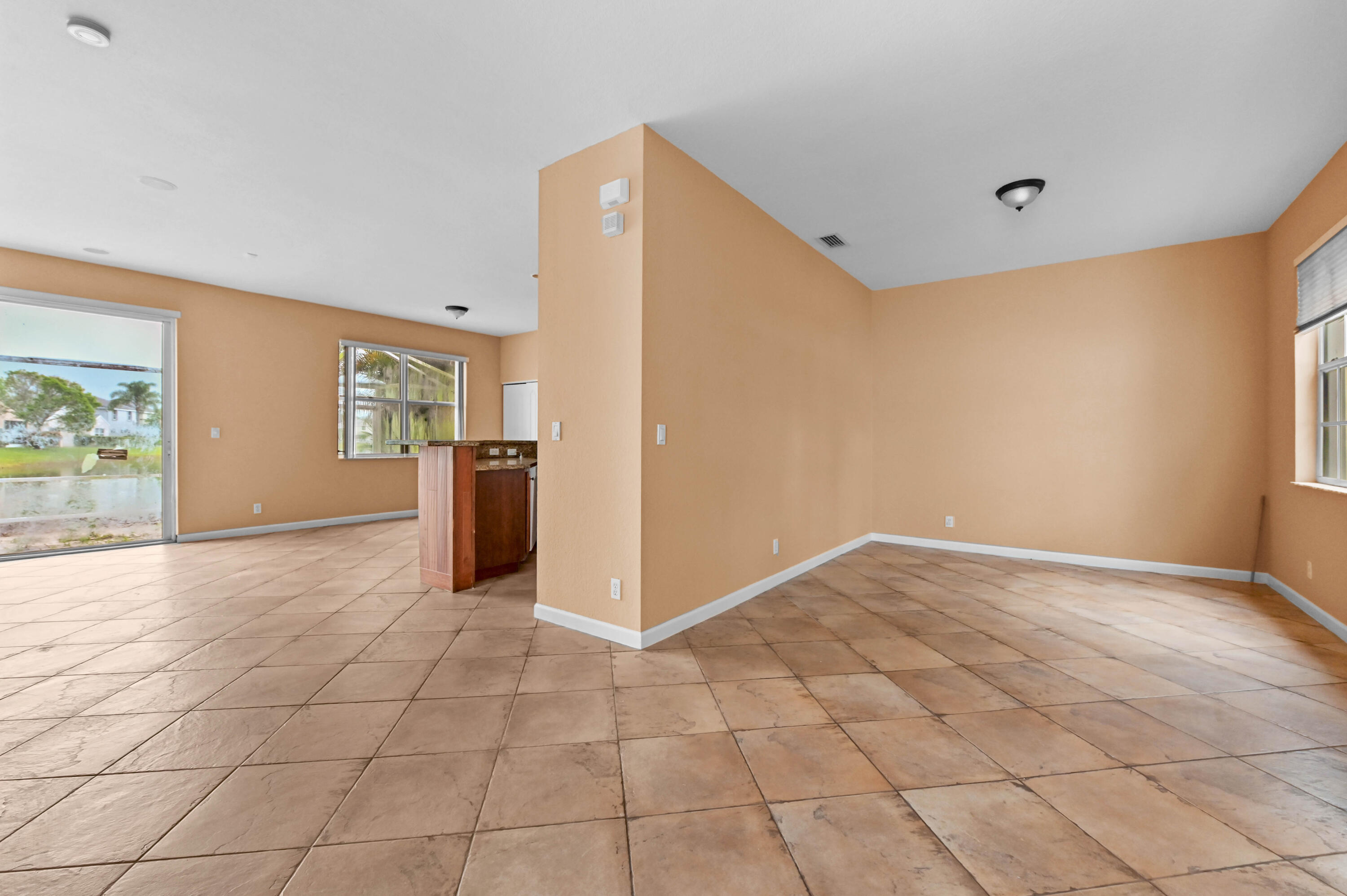 Anthony Groves - Residential Lease