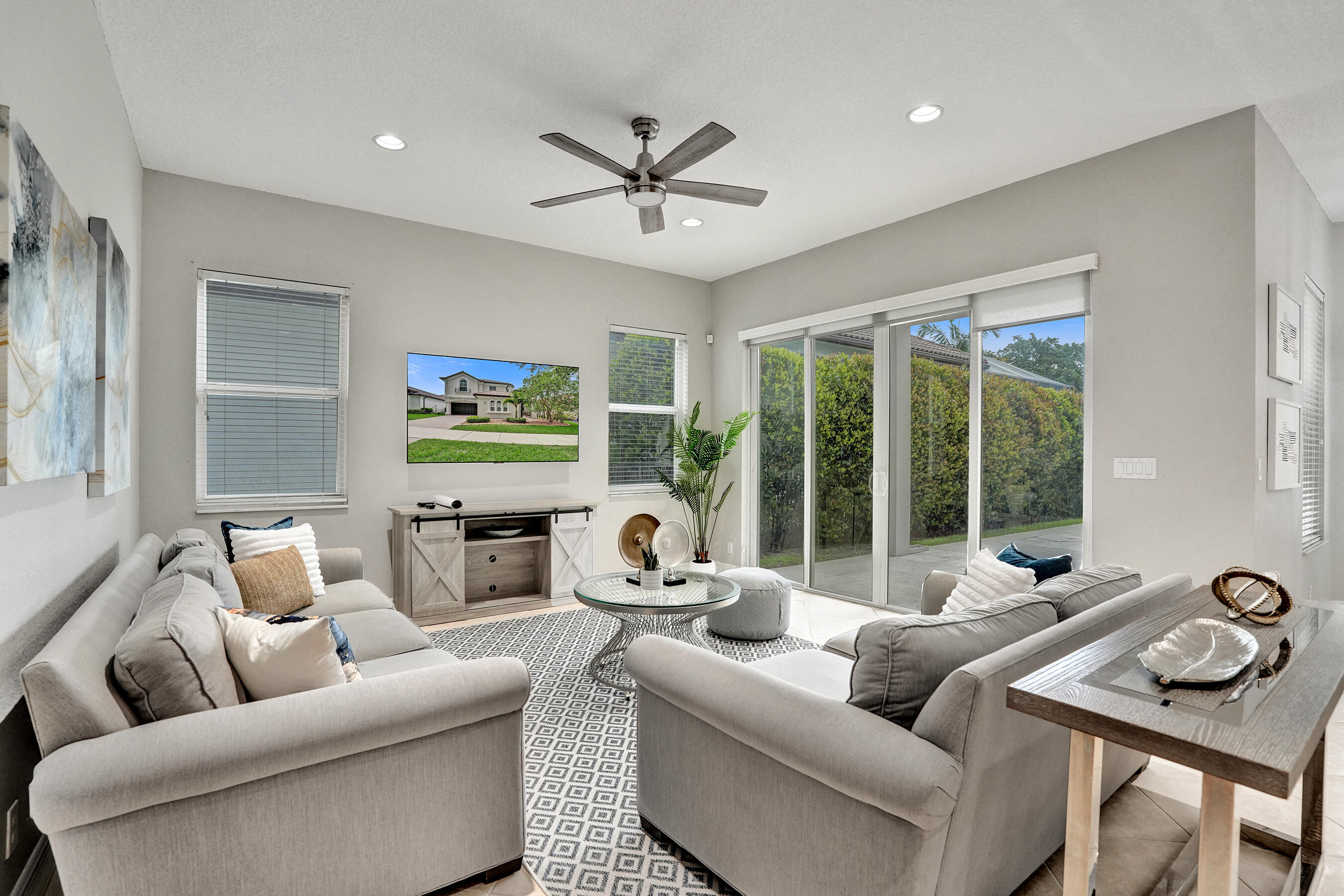 HERON BAY EAST - Residential