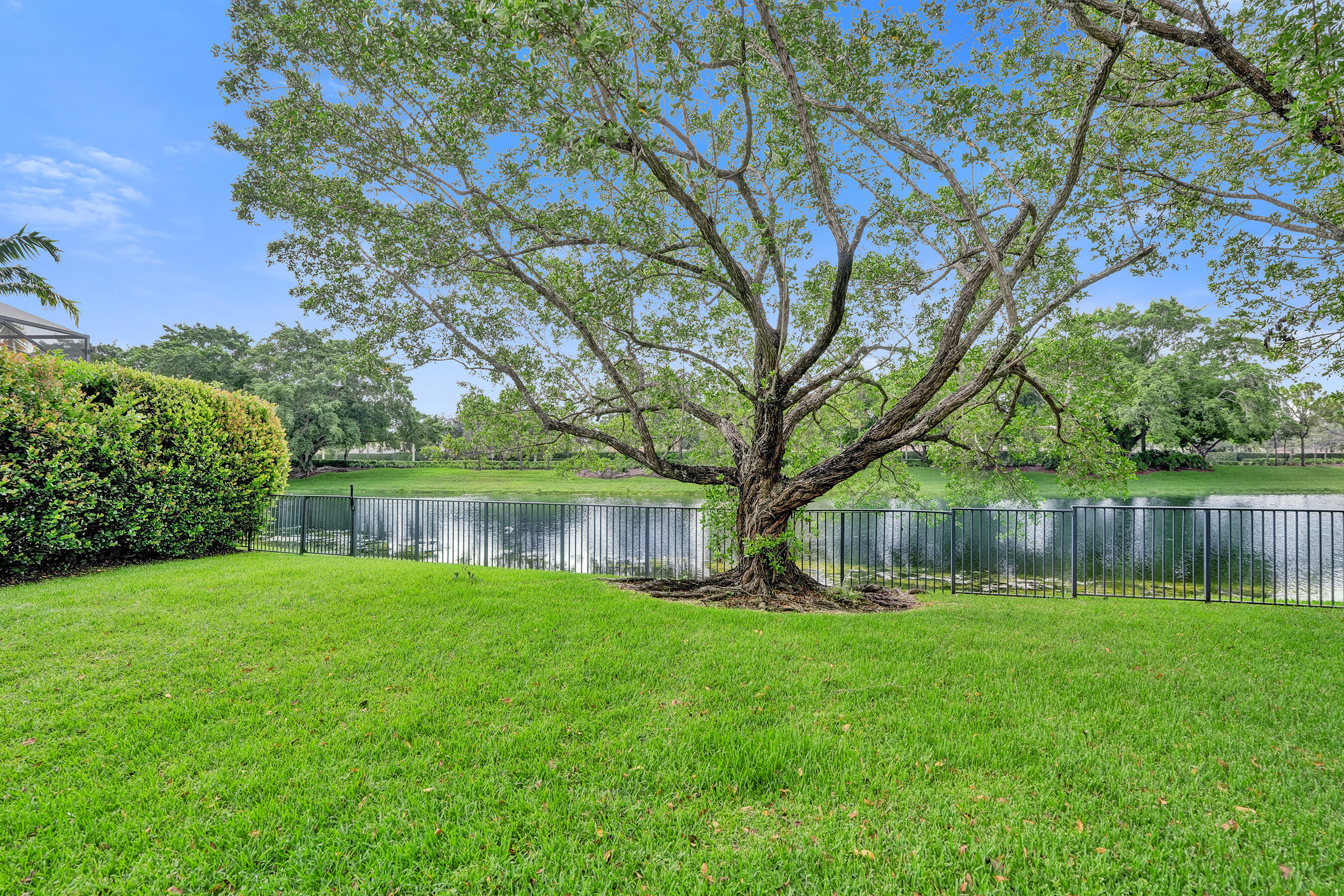 HERON BAY EAST - Residential