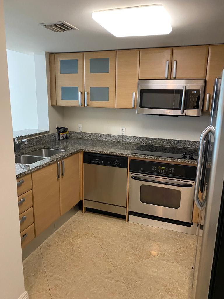 SKYLINE ON BRICKELL CONDO - Residential Lease