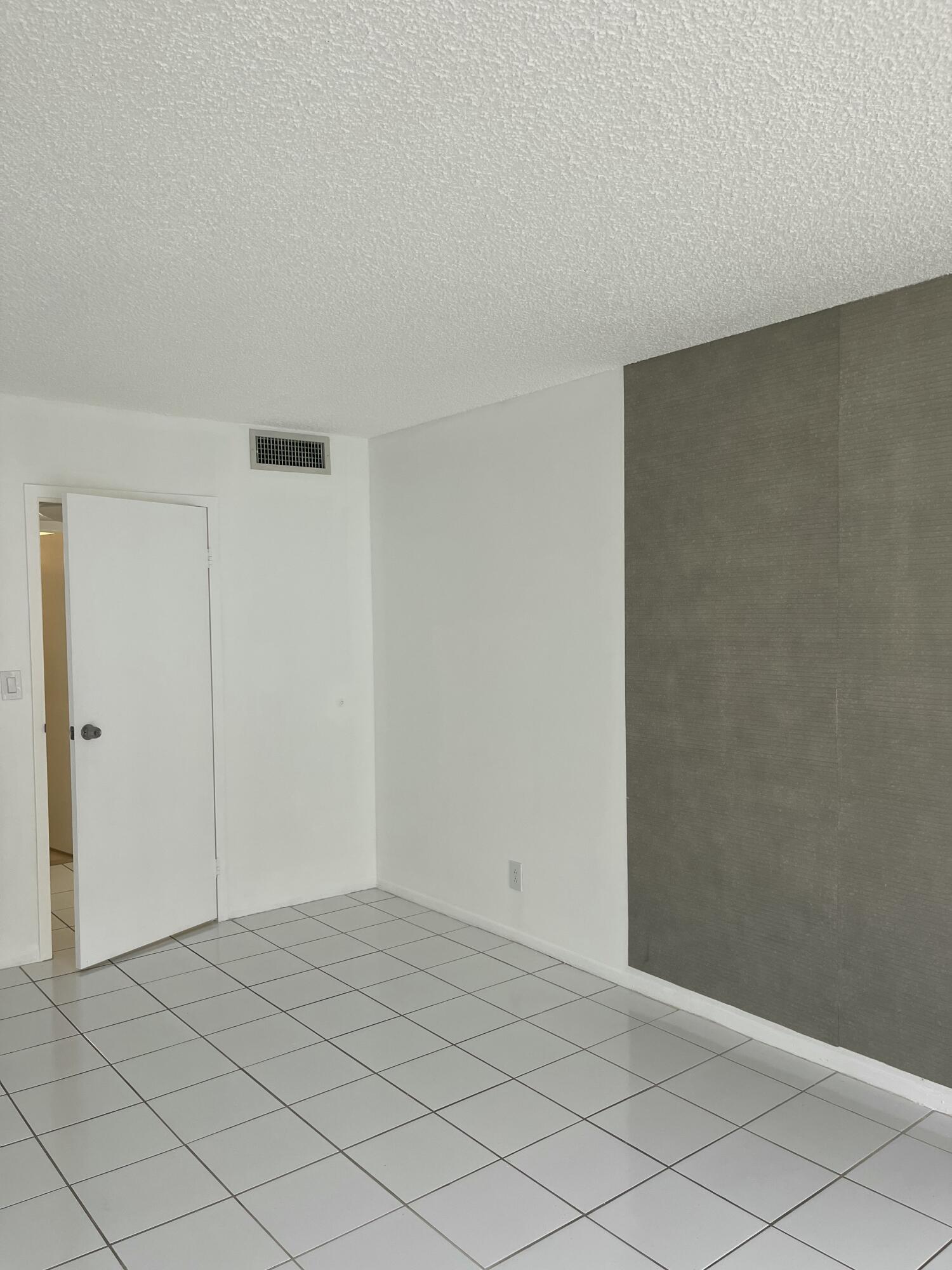 DESOTO PARK CONDO - Residential