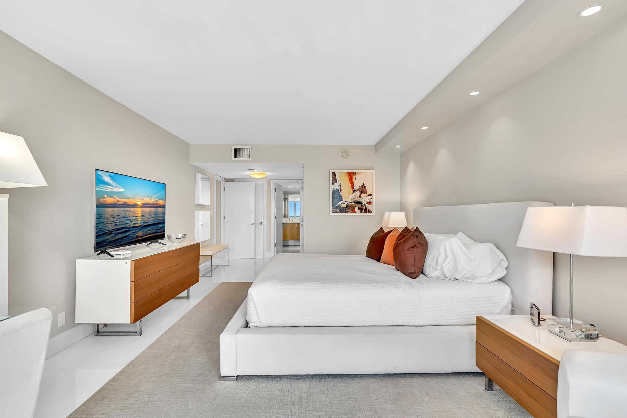 OCEAN CLUB CONDO - Residential
