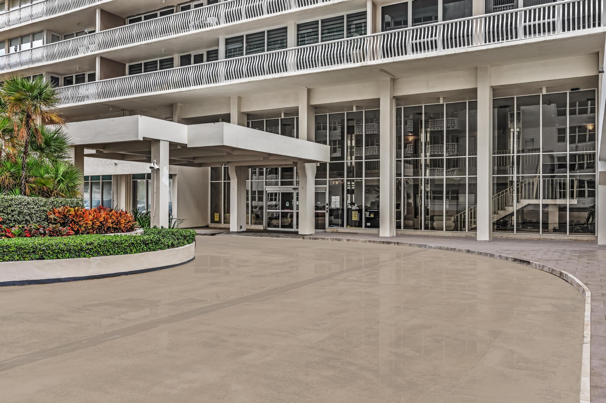 OCEAN CLUB CONDO - Residential