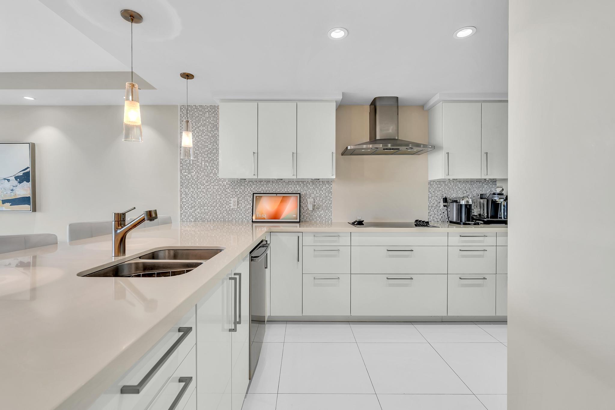 OCEAN CLUB CONDO - Residential