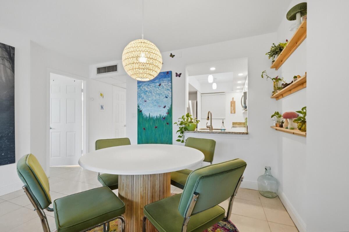 ROYAL PARK CONDO - Residential Lease