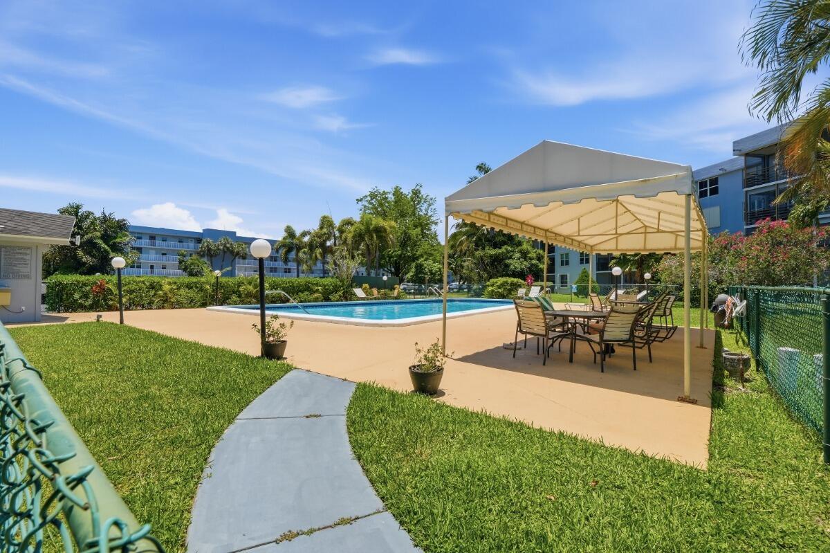 ROYAL PARK CONDO - Residential Lease