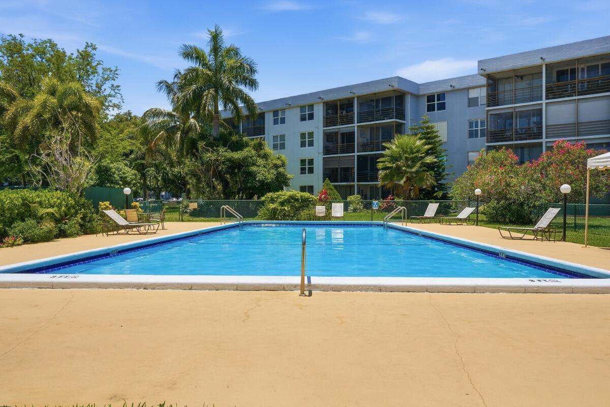 ROYAL PARK CONDO - Residential Lease