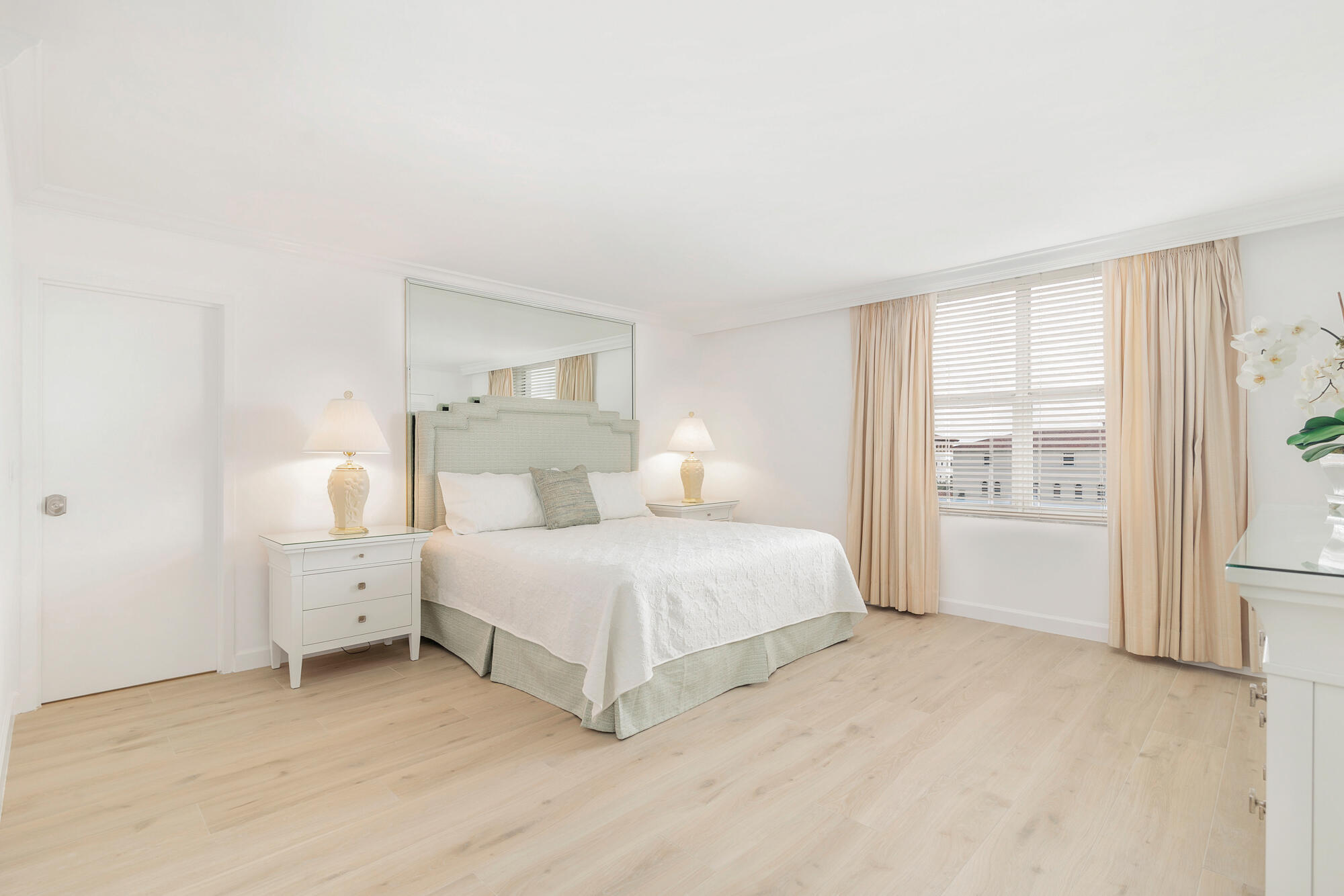 ISLAND HOUSE CONDO - Residential Lease