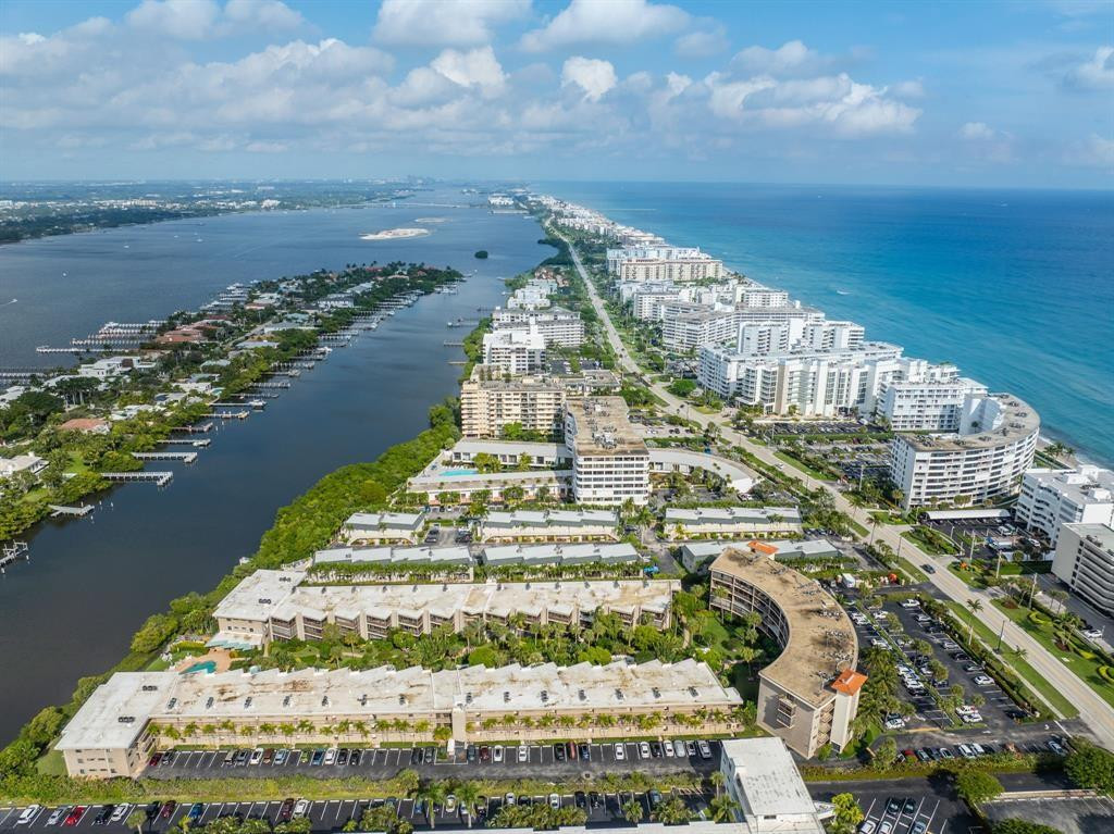 Barbican Condo - Residential Lease