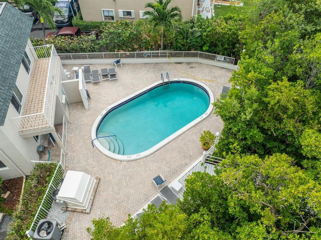 Barbican Condo - Residential Lease