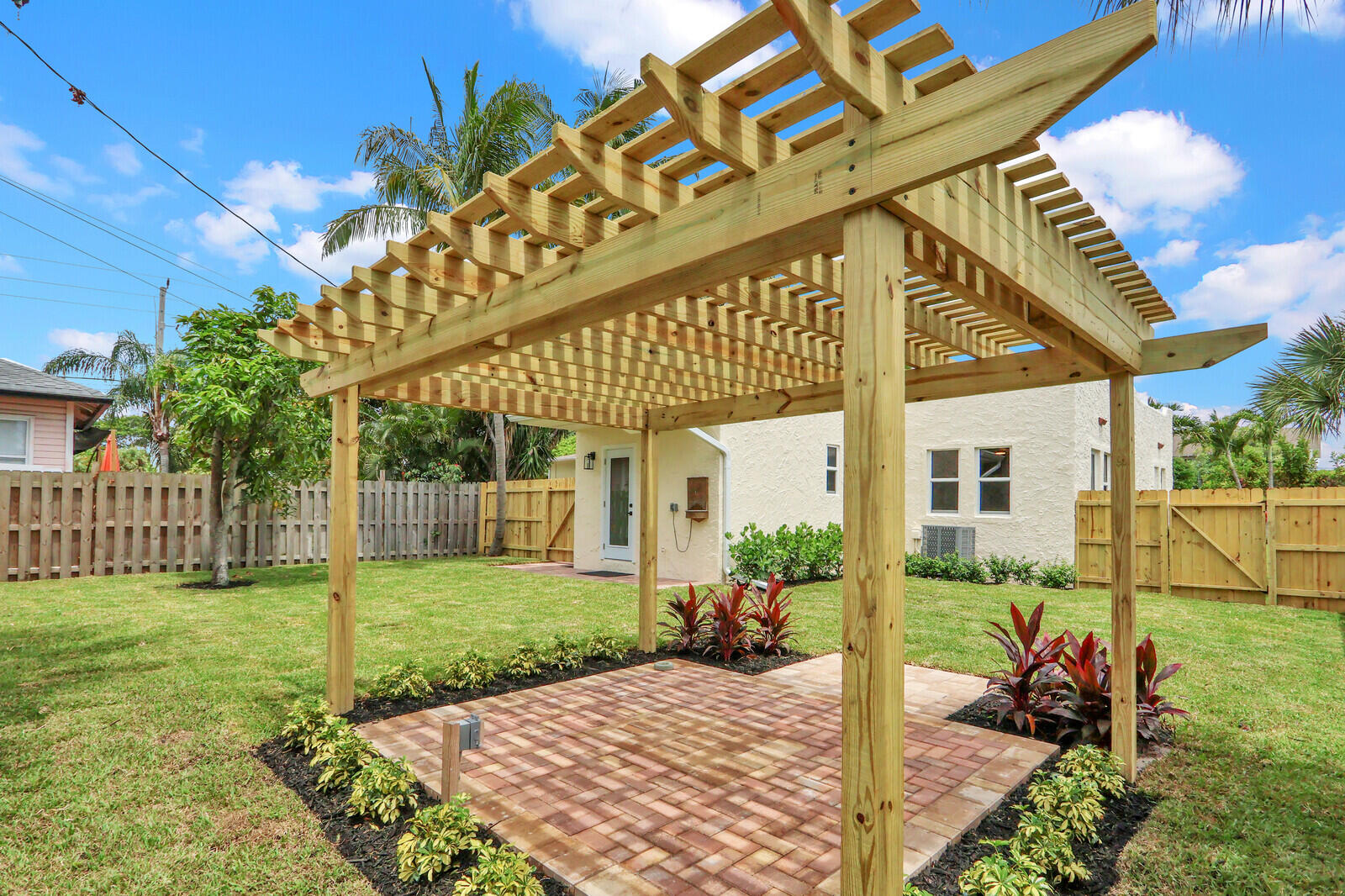 SOUTHWOOD HEIGHTS - Residential