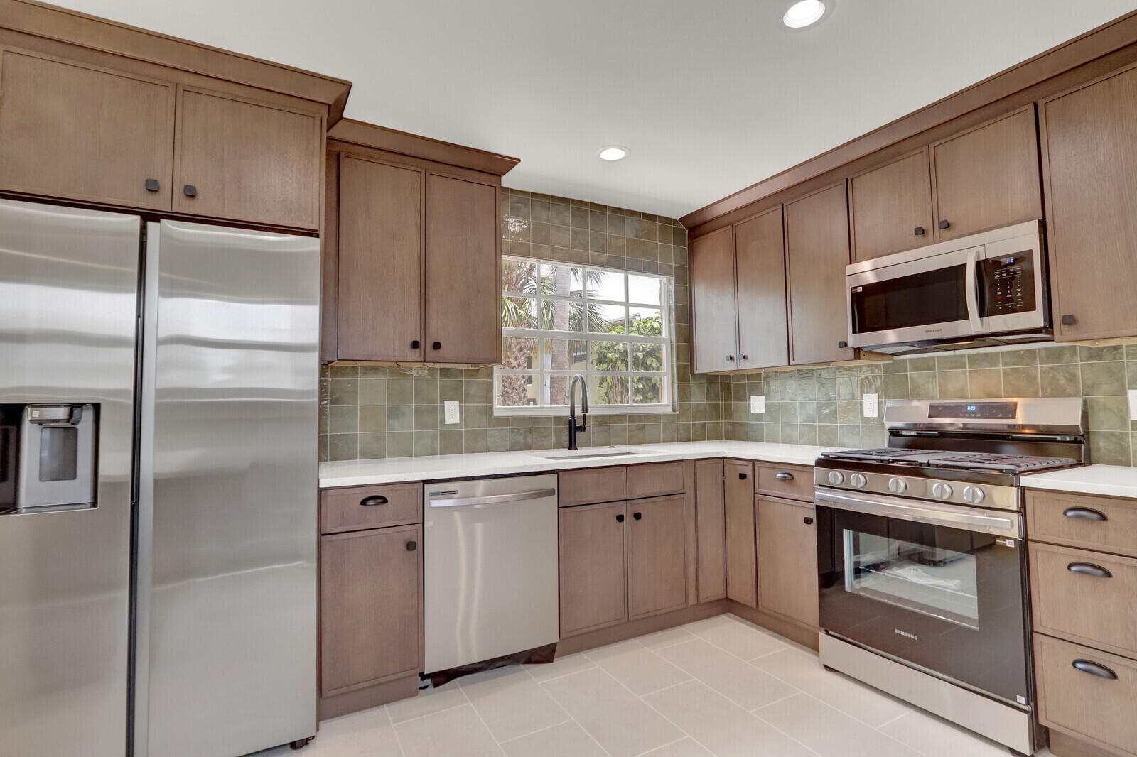 SOUTHWOOD HEIGHTS - Residential