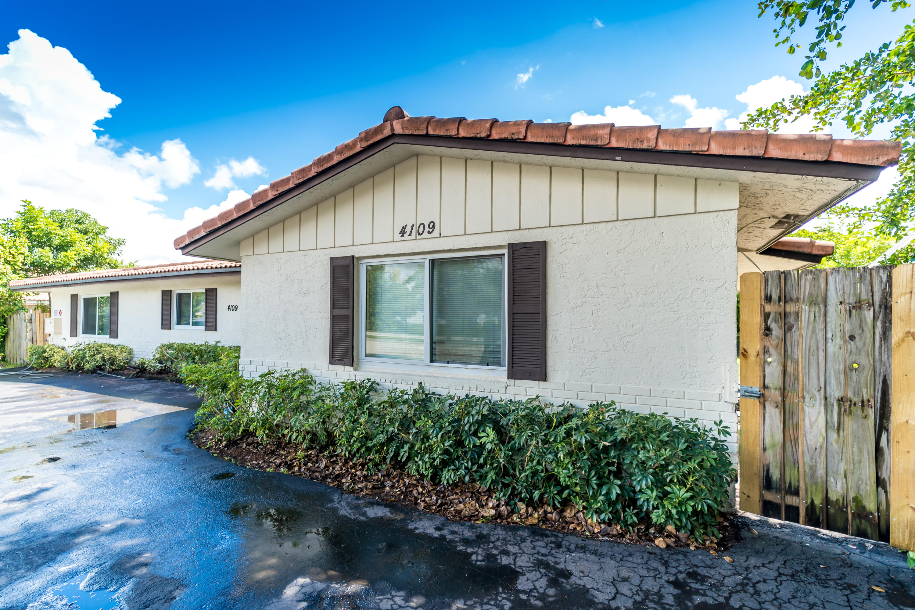 CORAL SPRINGS SUB NO 1 - Residential Lease