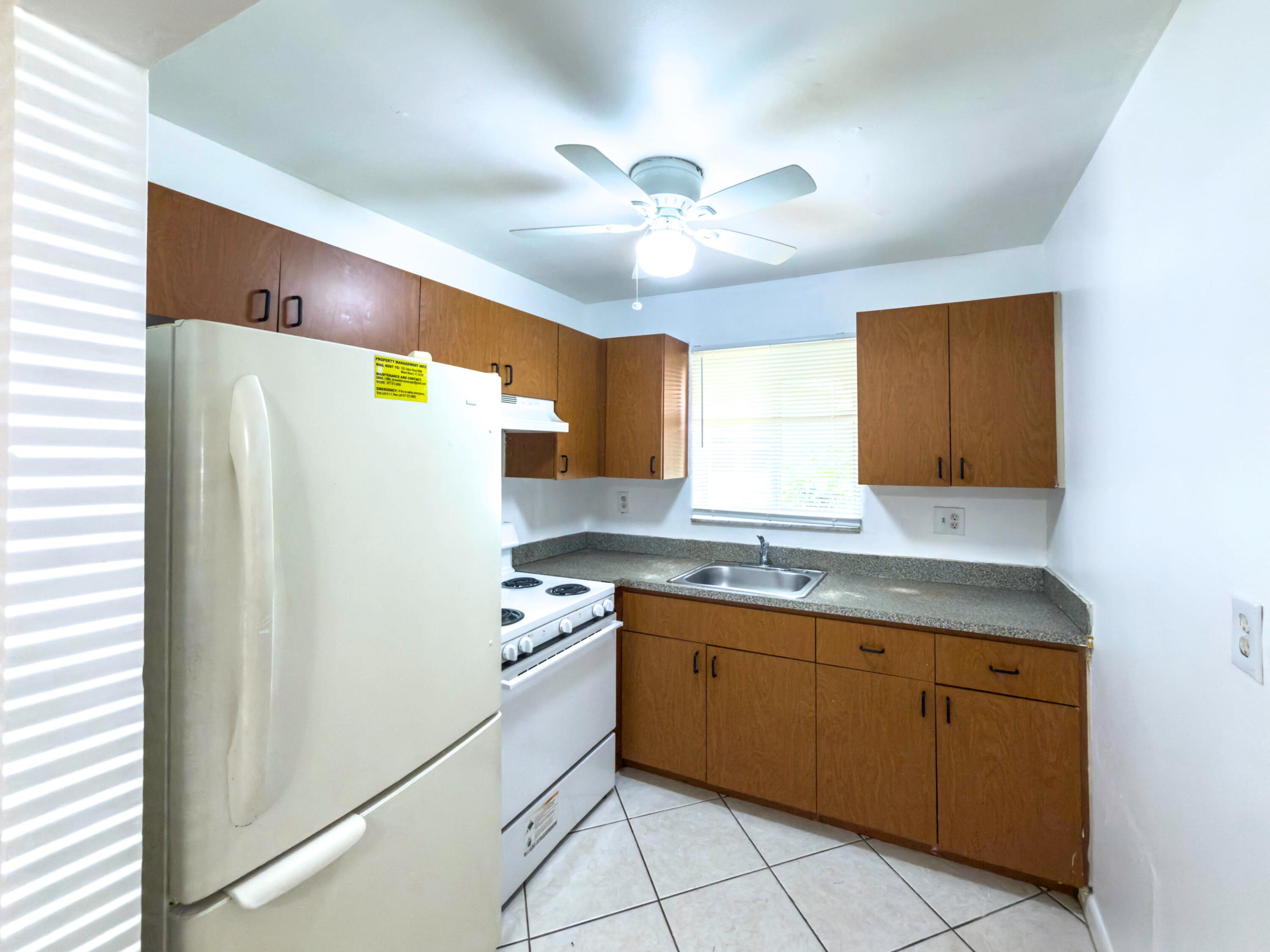 CORAL SPRINGS SUB NO 1 - Residential Lease