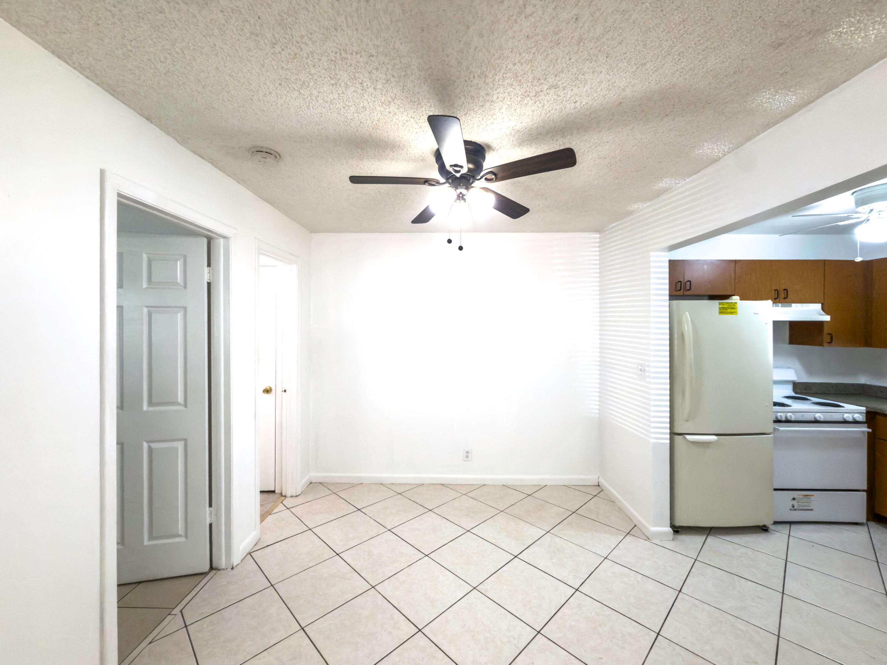 CORAL SPRINGS SUB NO 1 - Residential Lease