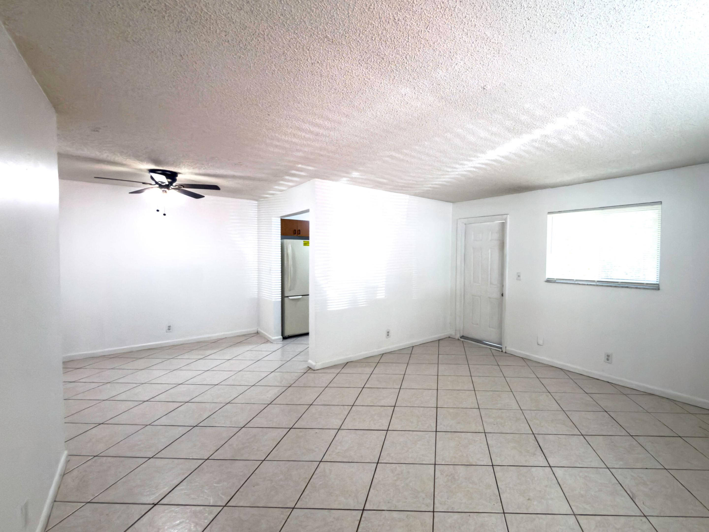 CORAL SPRINGS SUB NO 1 - Residential Lease