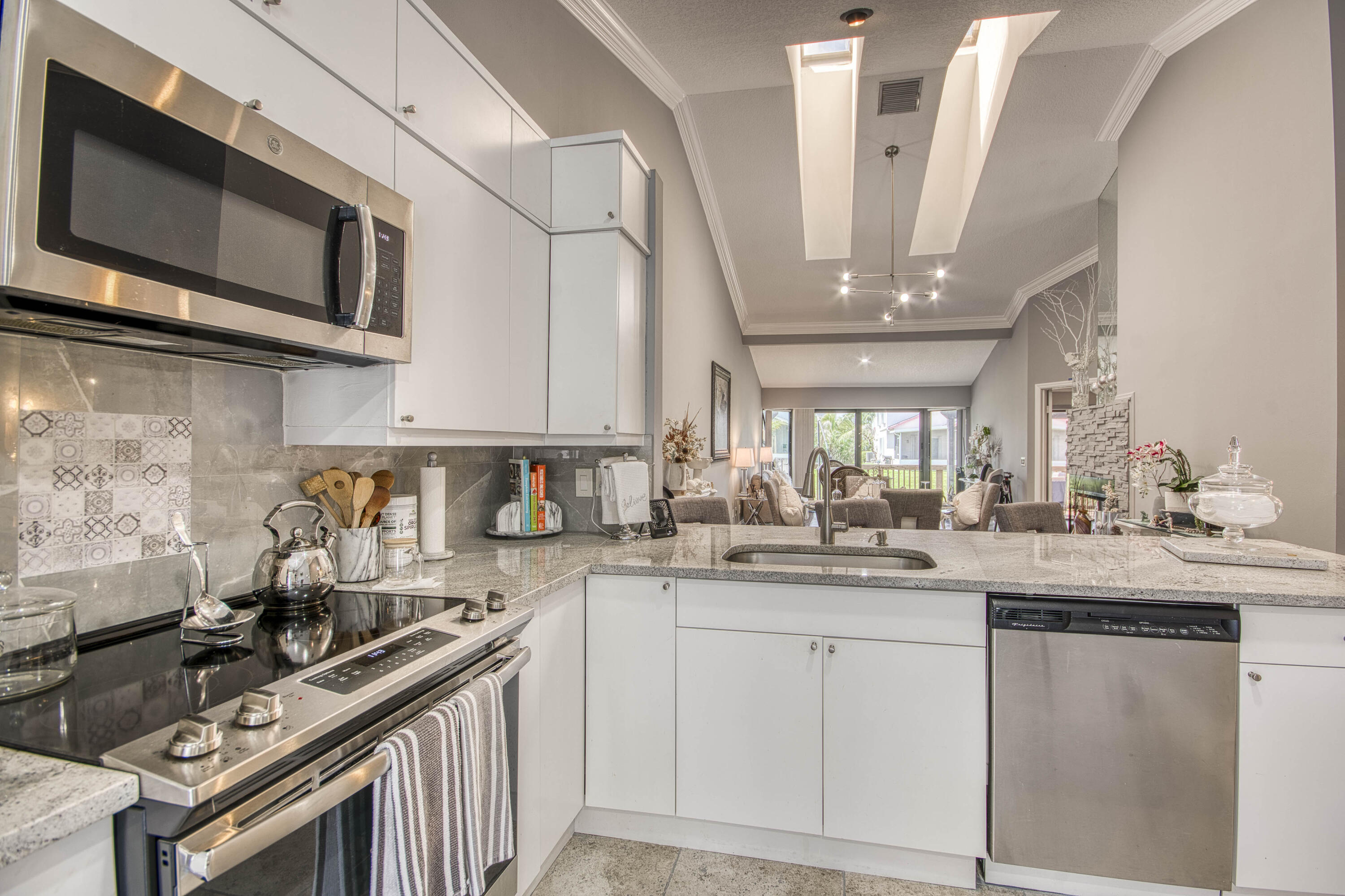 Landings at River Bridge - Residential