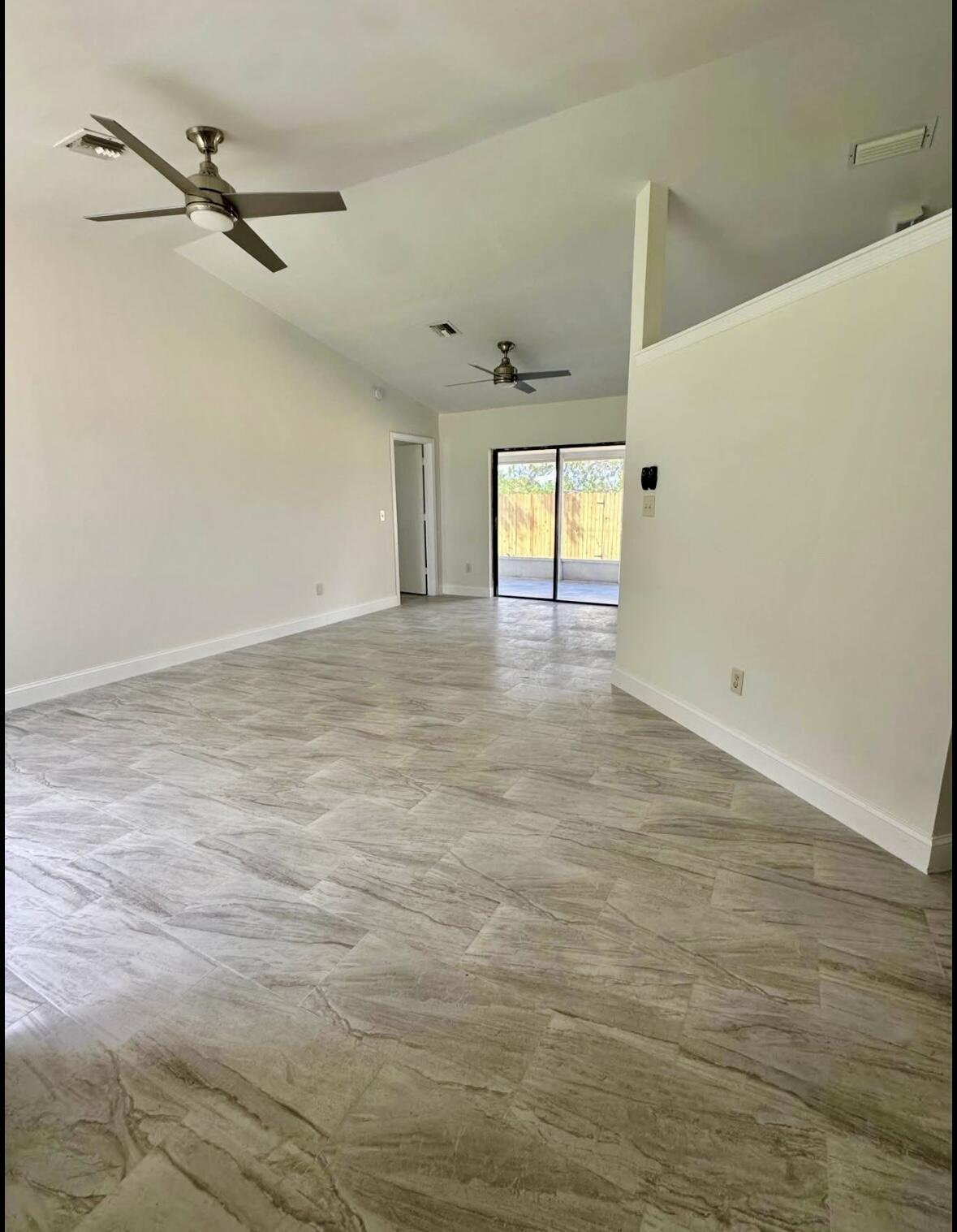 COUNTERPOINT ESTATES 14 - Residential Lease