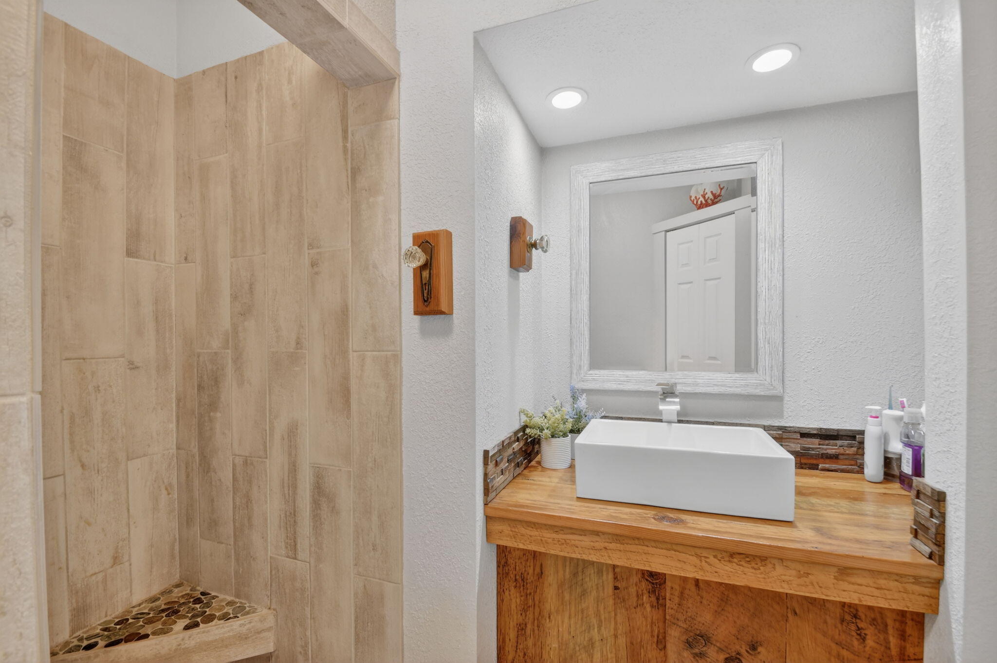 GLEN ARBOR ADD 1 - Residential Lease