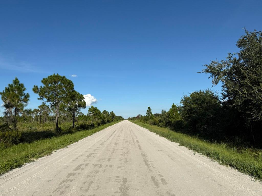 PORT LABELLE UNIT 11 - Land