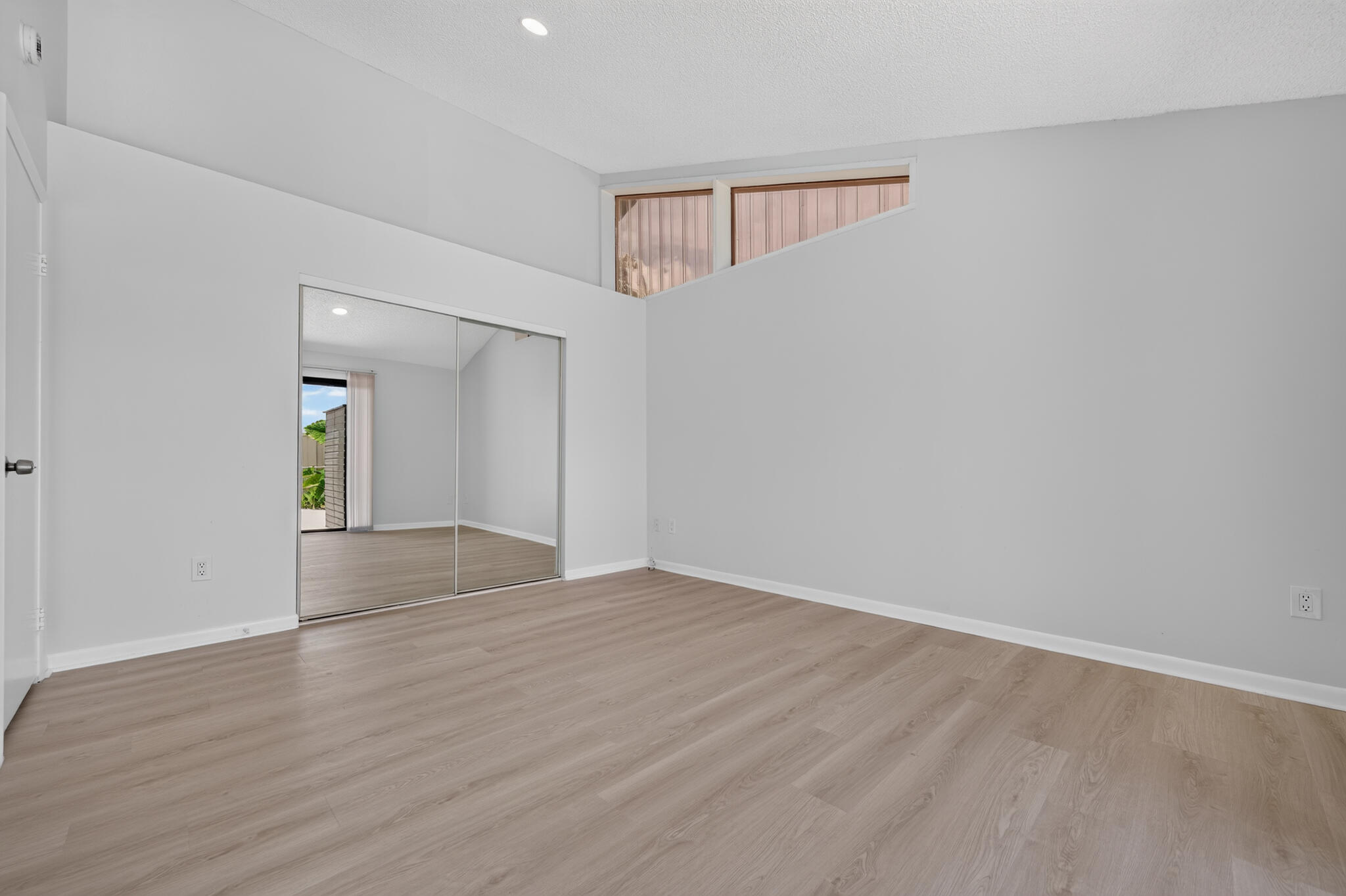WESTWOOD GARDENS 2 - Residential