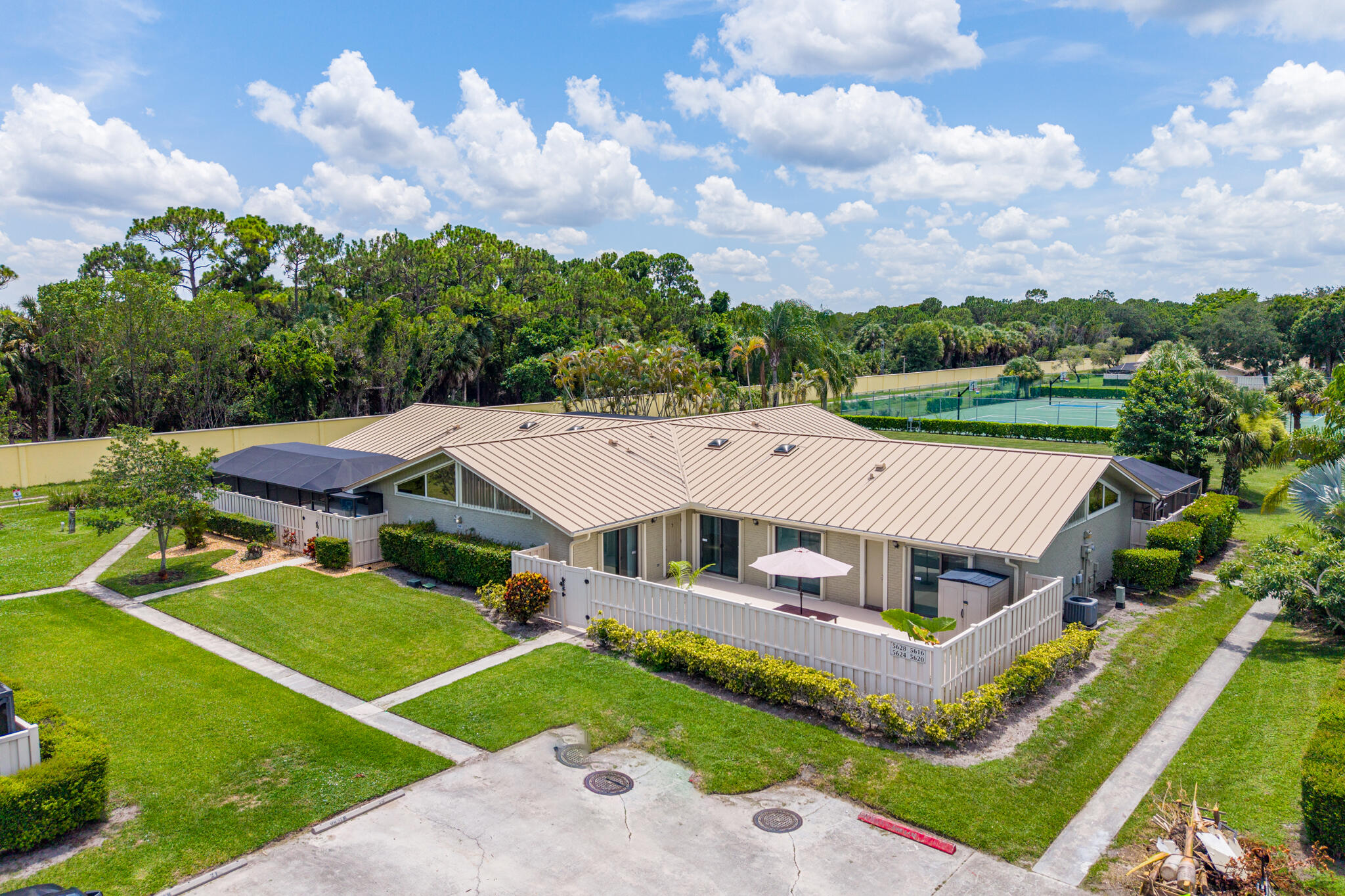 WESTWOOD GARDENS 2 - Residential