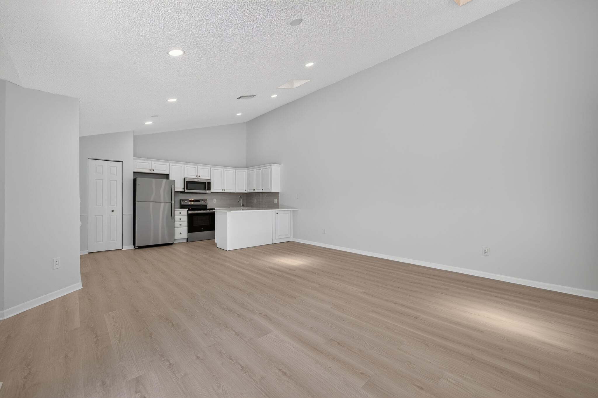 WESTWOOD GARDENS 2 - Residential