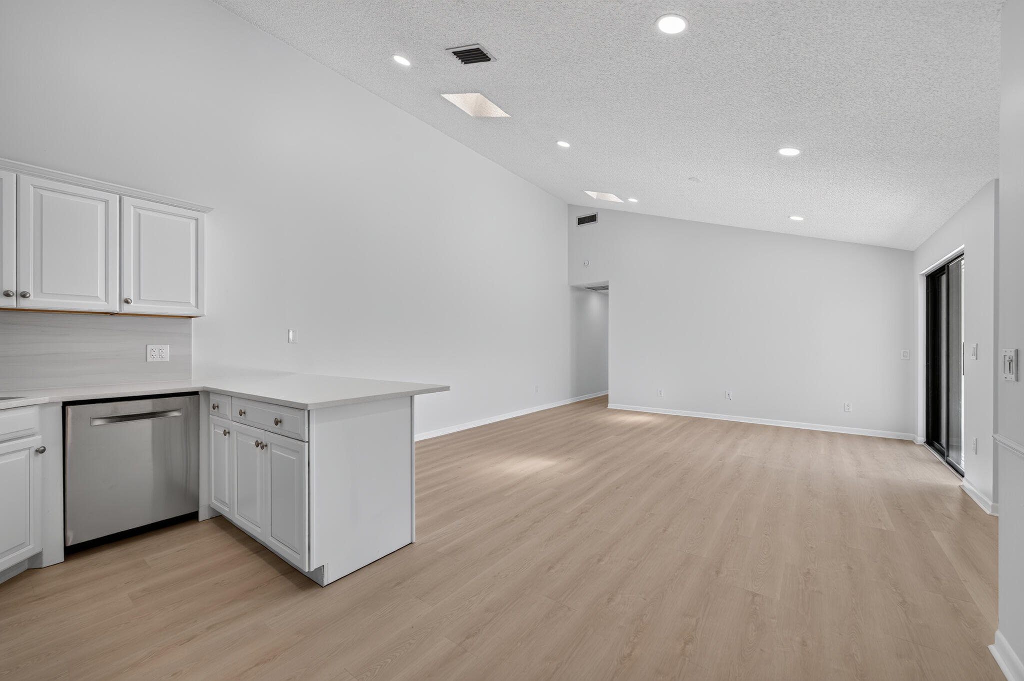 WESTWOOD GARDENS 2 - Residential
