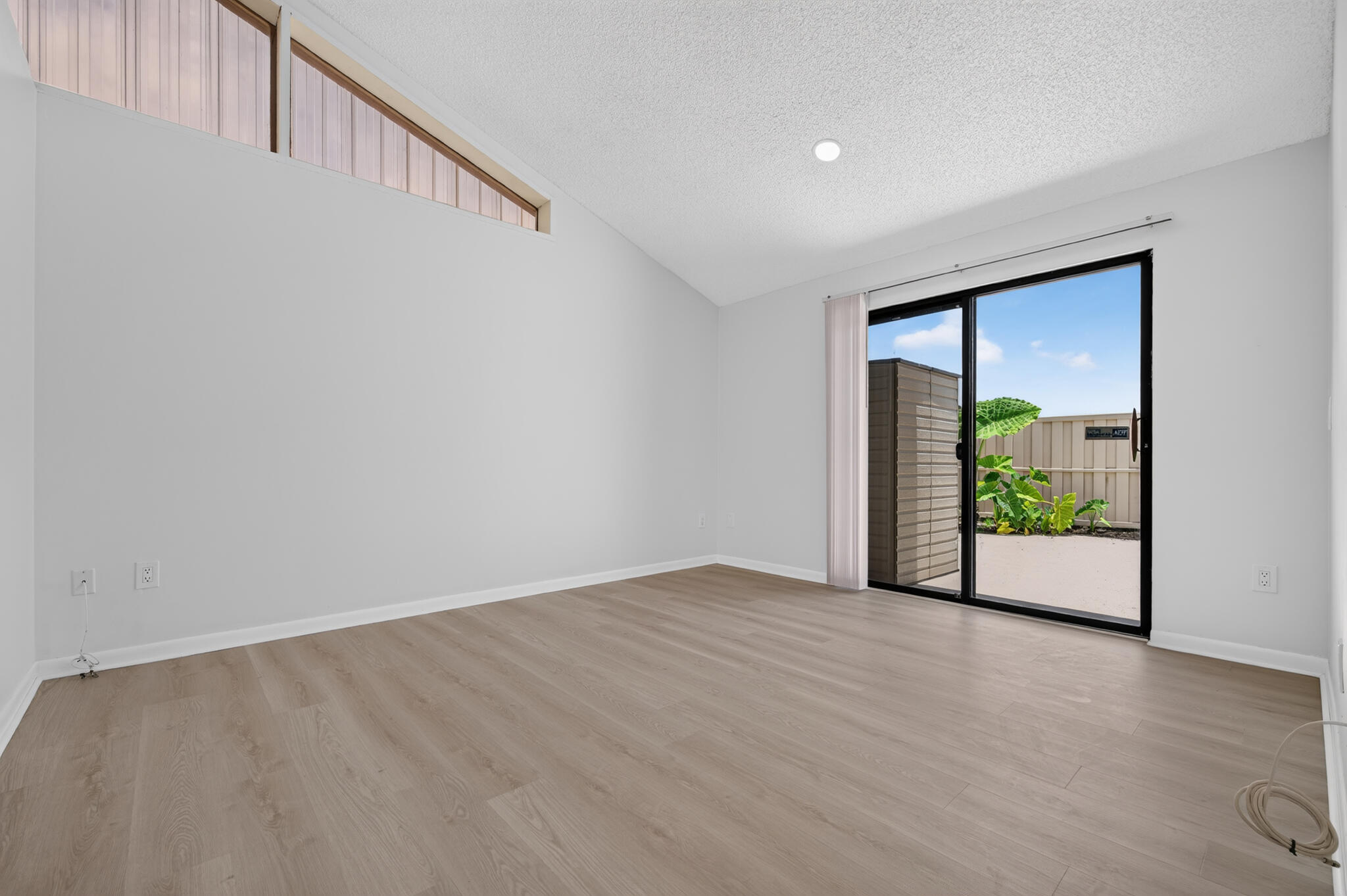 WESTWOOD GARDENS 2 - Residential