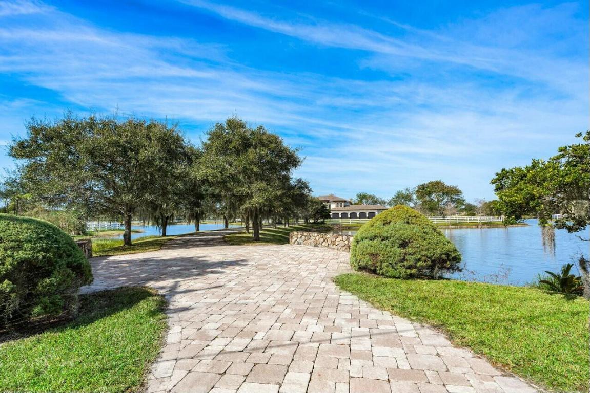 PALM BEACH FARMS CO 3 - Residential