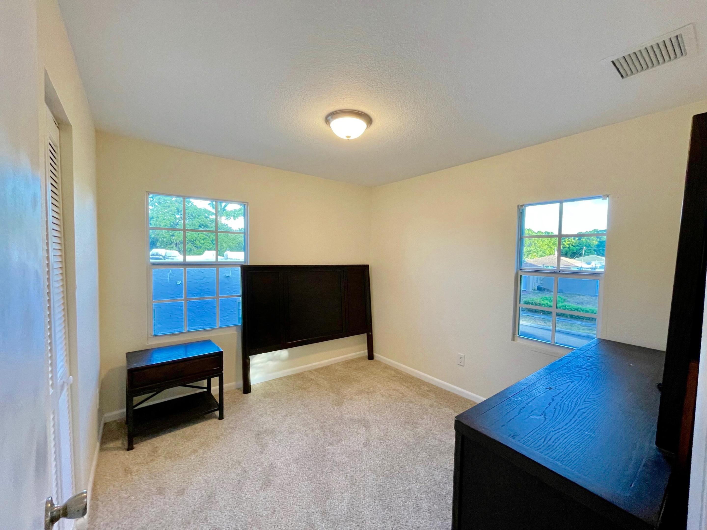 FERNWOOD - Residential Lease